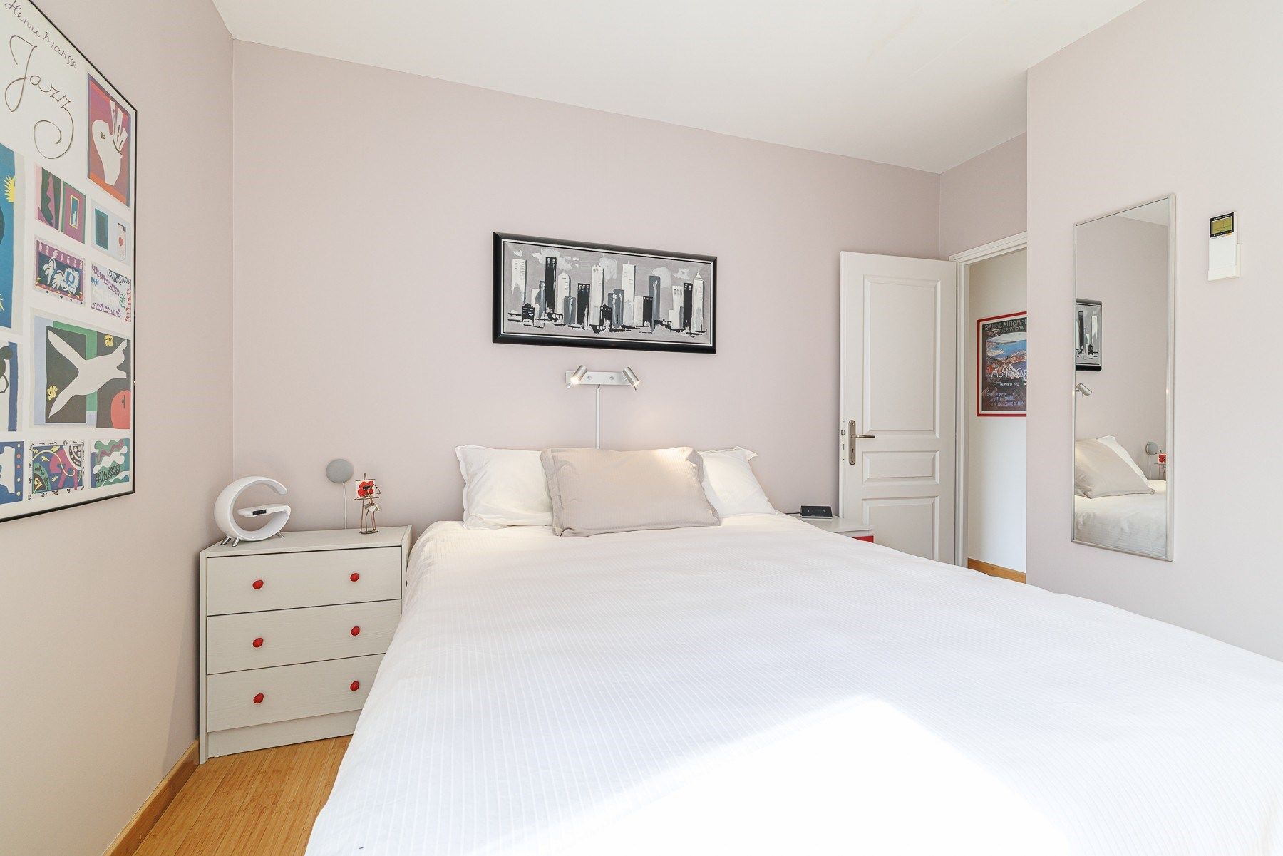 luxury apartment 3 Rooms for sale on NICE (06000)