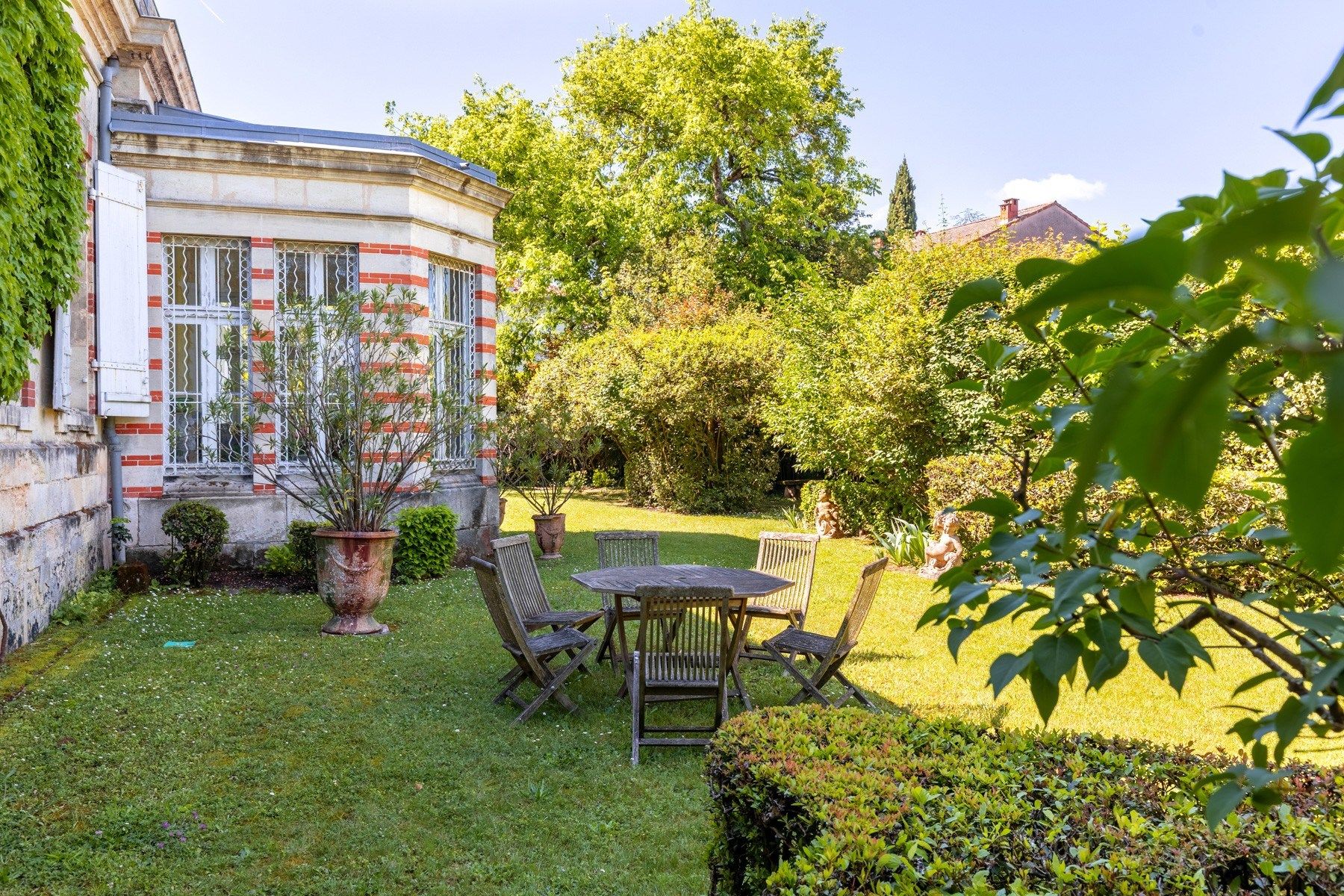 maison de luxe 25 Pièces en vente sur BORDEAUX (33000)