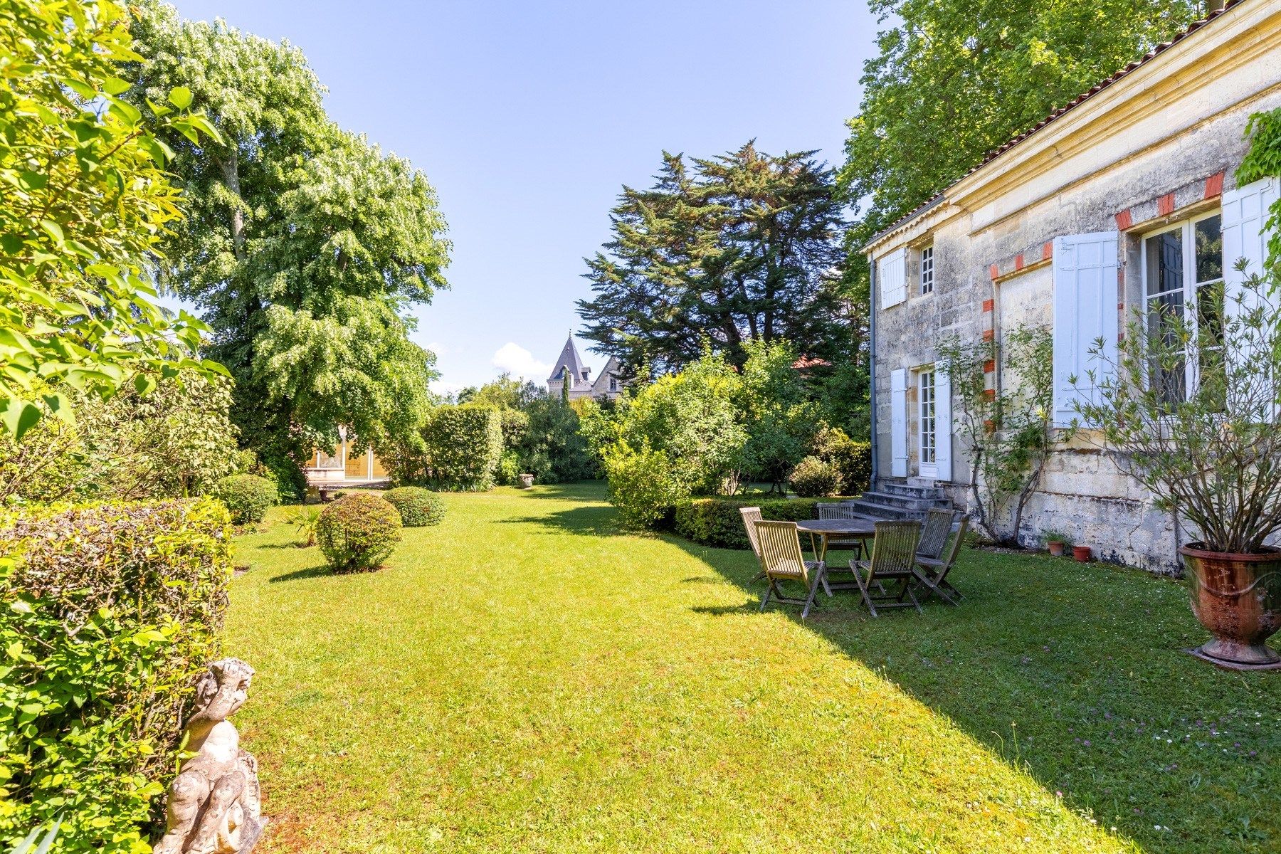 maison de luxe 25 Pièces en vente sur BORDEAUX (33000)