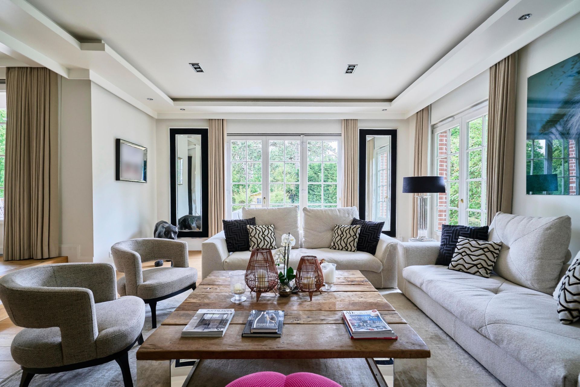 luxury house 8 Rooms for sale on MOUVAUX (59420)