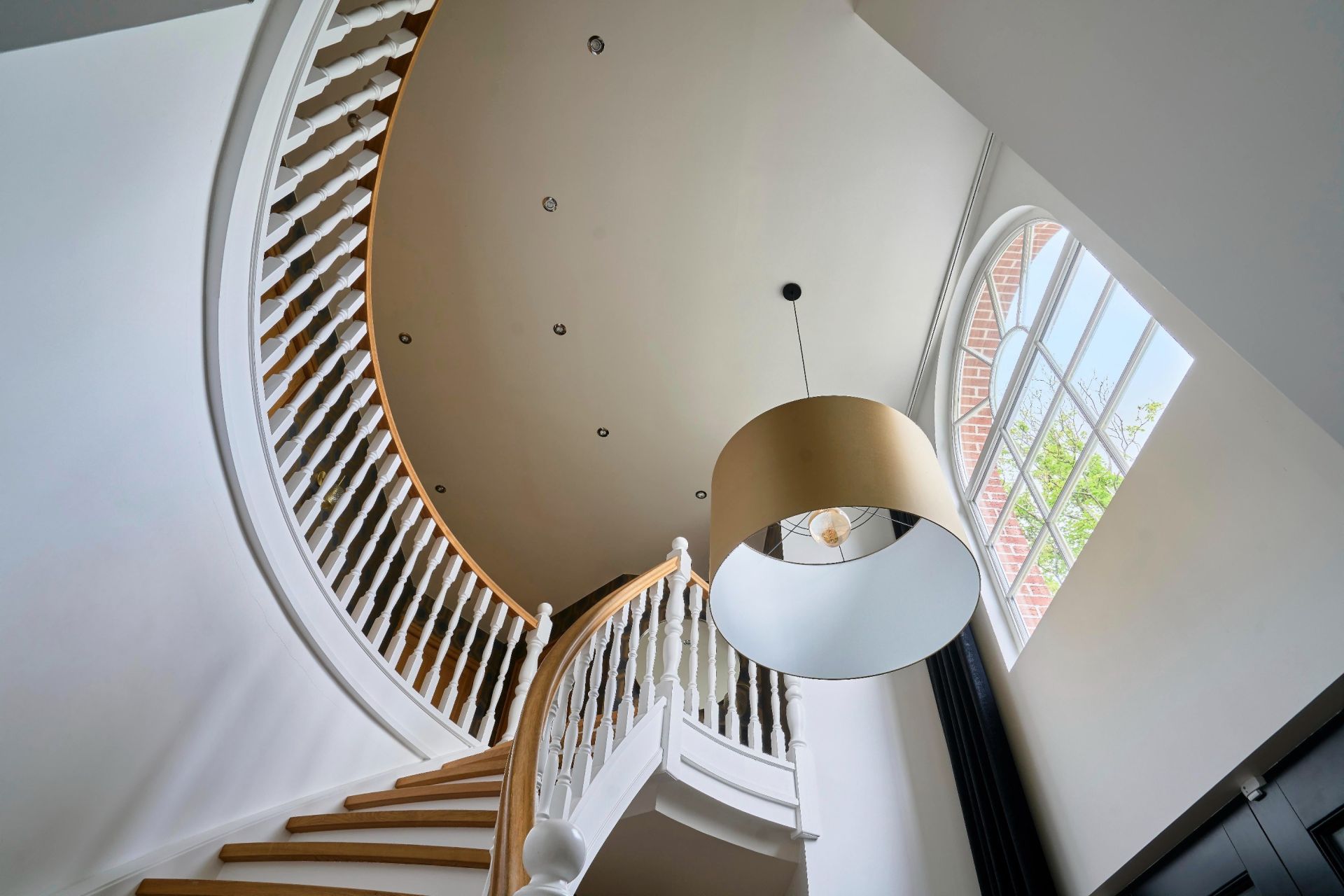 luxury house 8 Rooms for sale on MOUVAUX (59420)