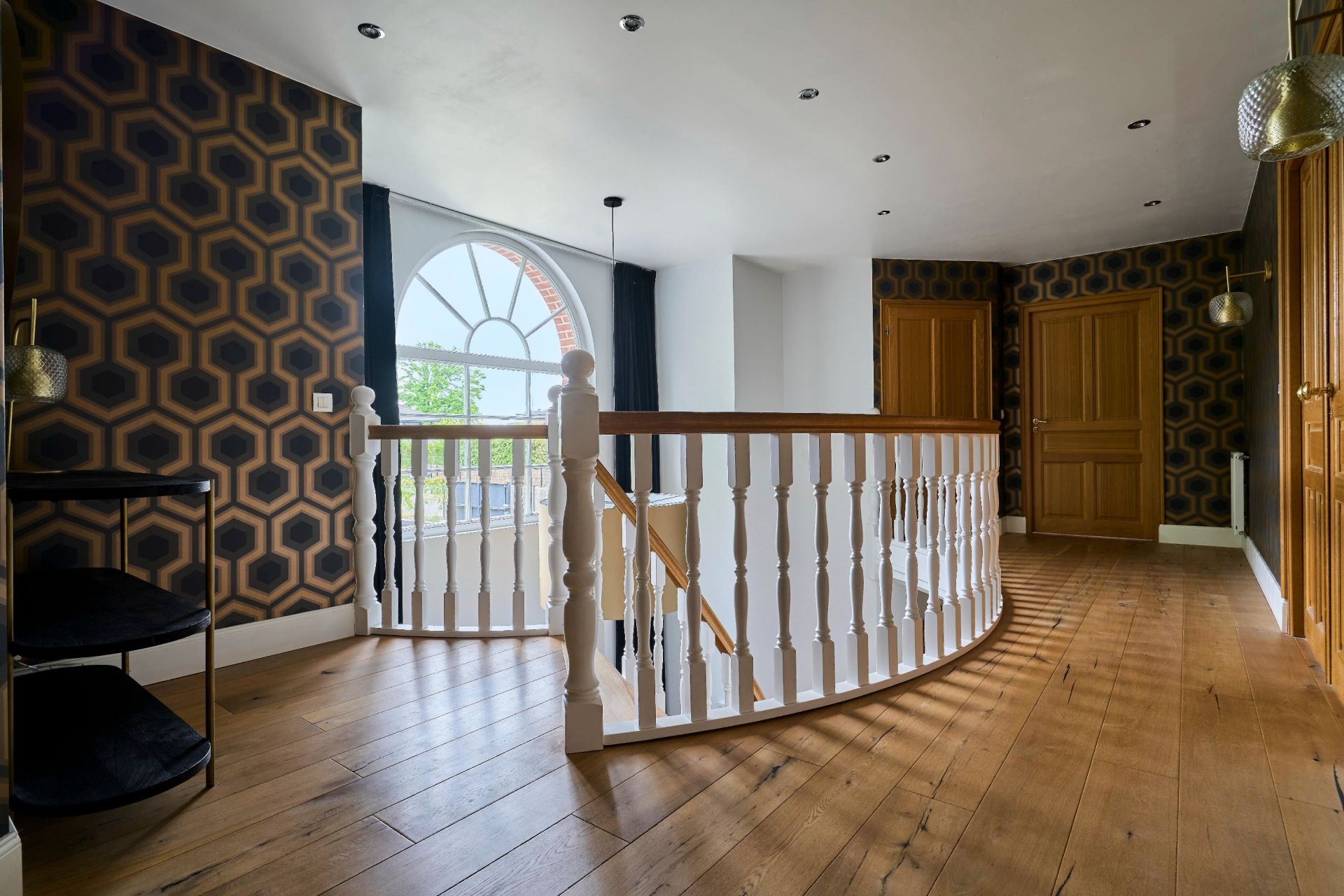 luxury house 8 Rooms for sale on MOUVAUX (59420)