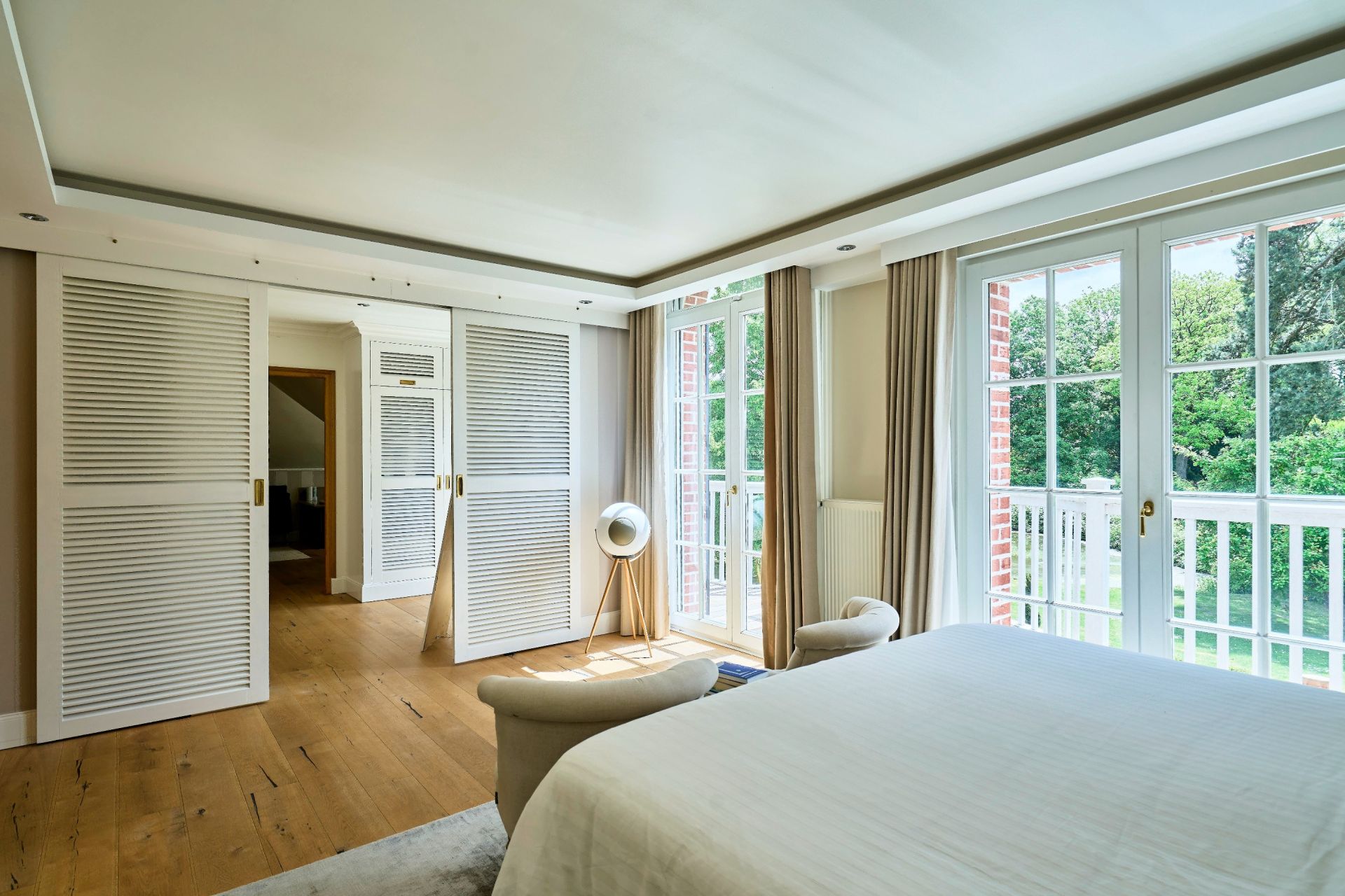luxury house 8 Rooms for sale on MOUVAUX (59420)