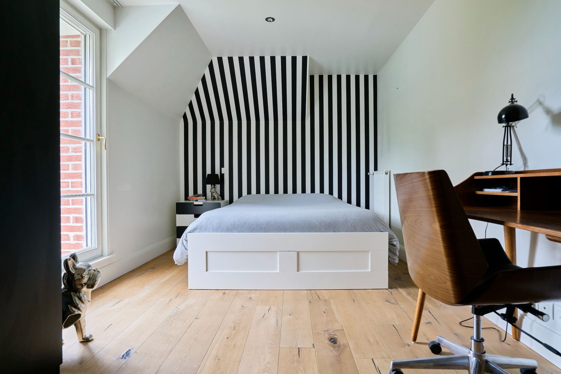 luxury house 8 Rooms for sale on MOUVAUX (59420)