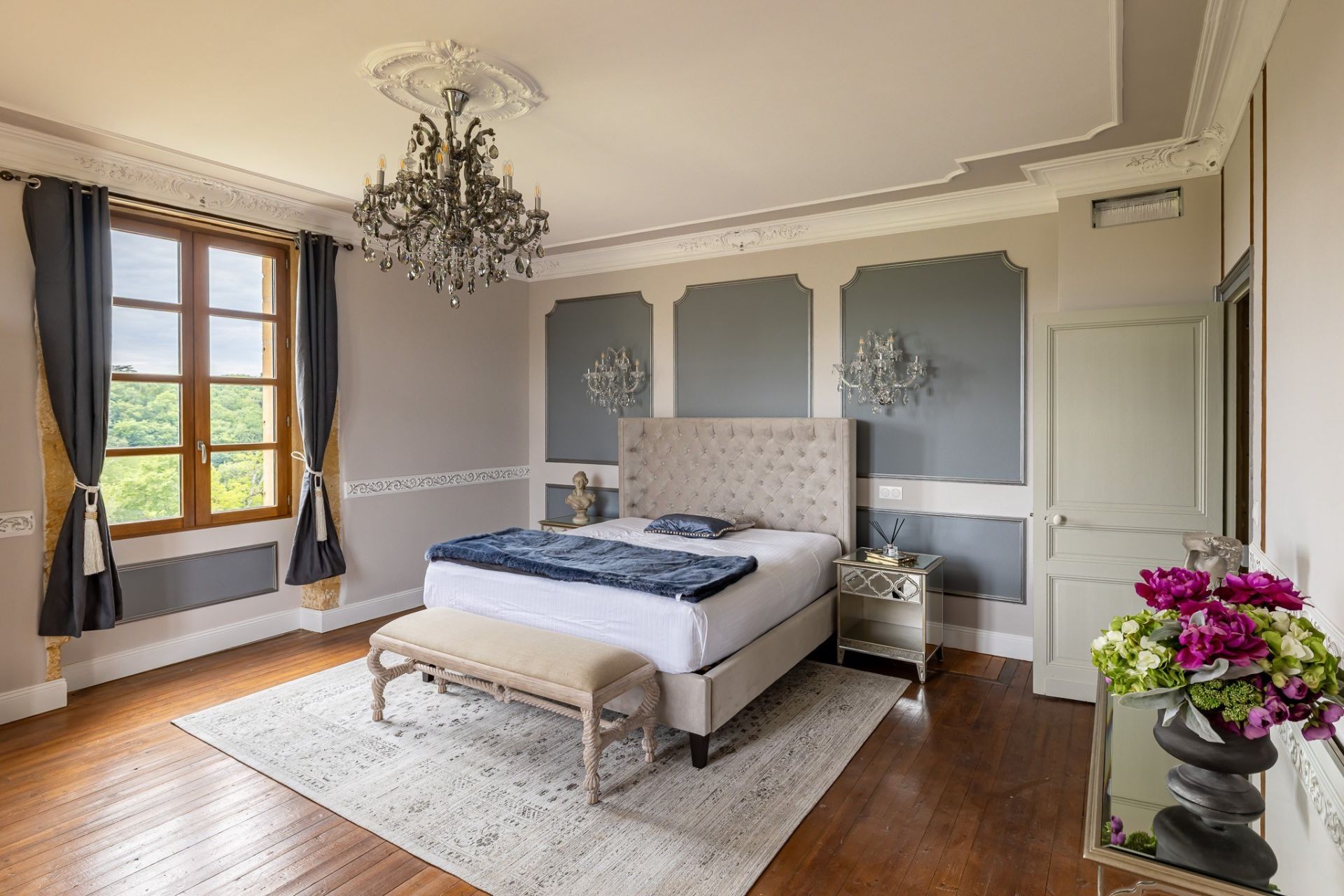 castle 20 Rooms for sale on SARLAT LA CANEDA (24200)