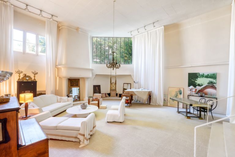 luxury apartment 5 Rooms for sale on NEUILLY SUR SEINE (92200)