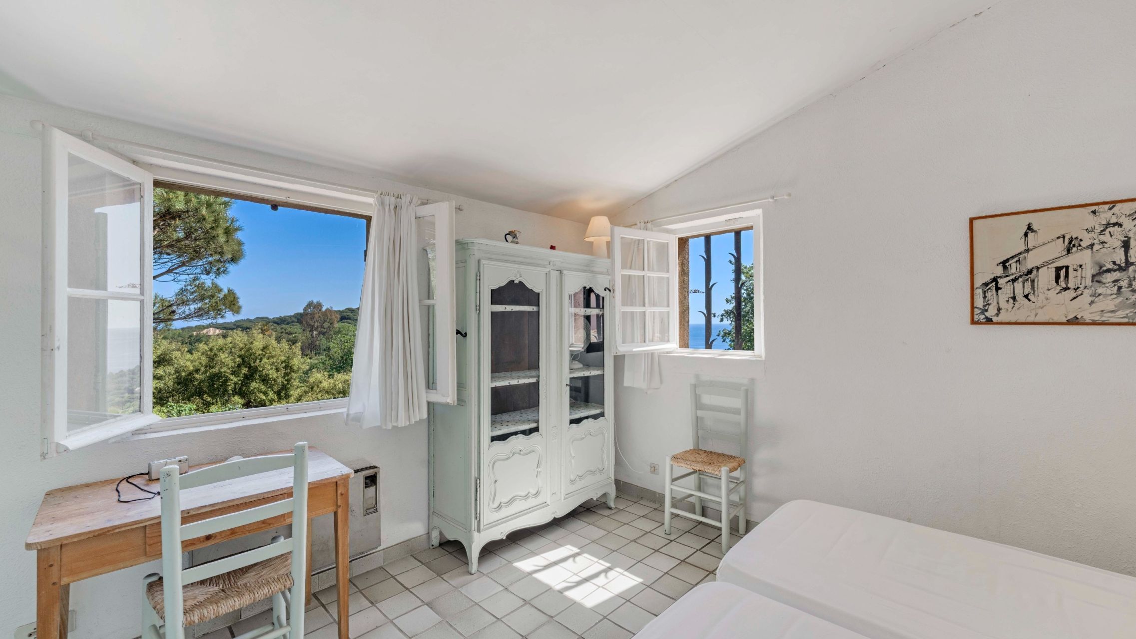 luxury provencale house 10 Rooms for sale on RAMATUELLE (83350)