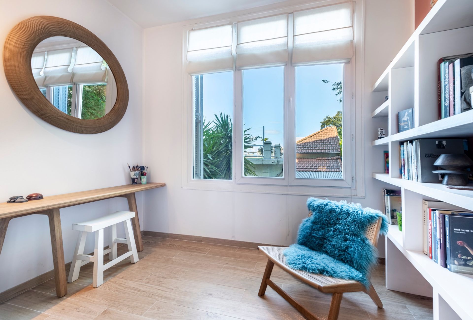 luxury apartment 4 Rooms for sale on NICE (06000)