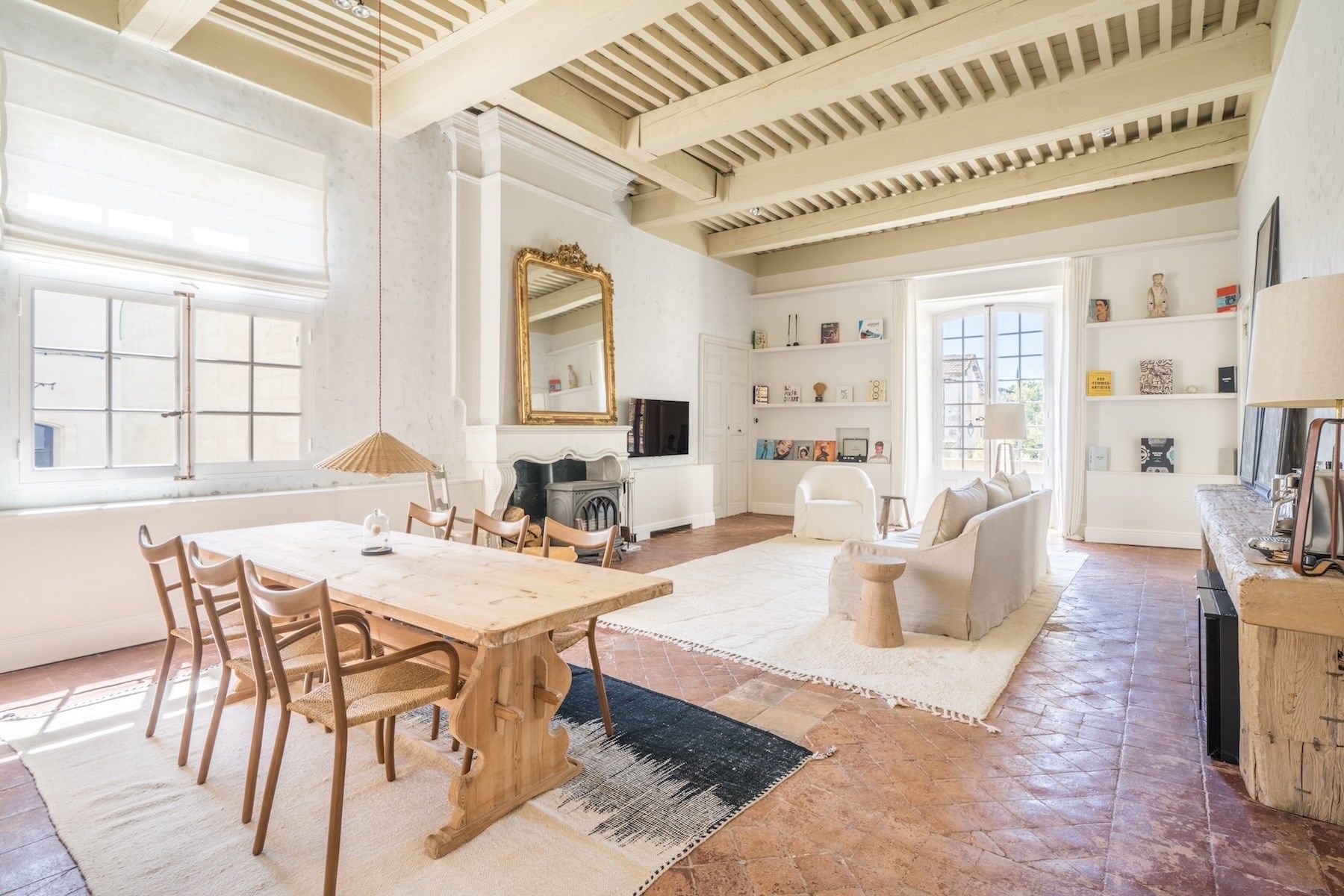 château 22 Pièces en vente sur UZES (30700)