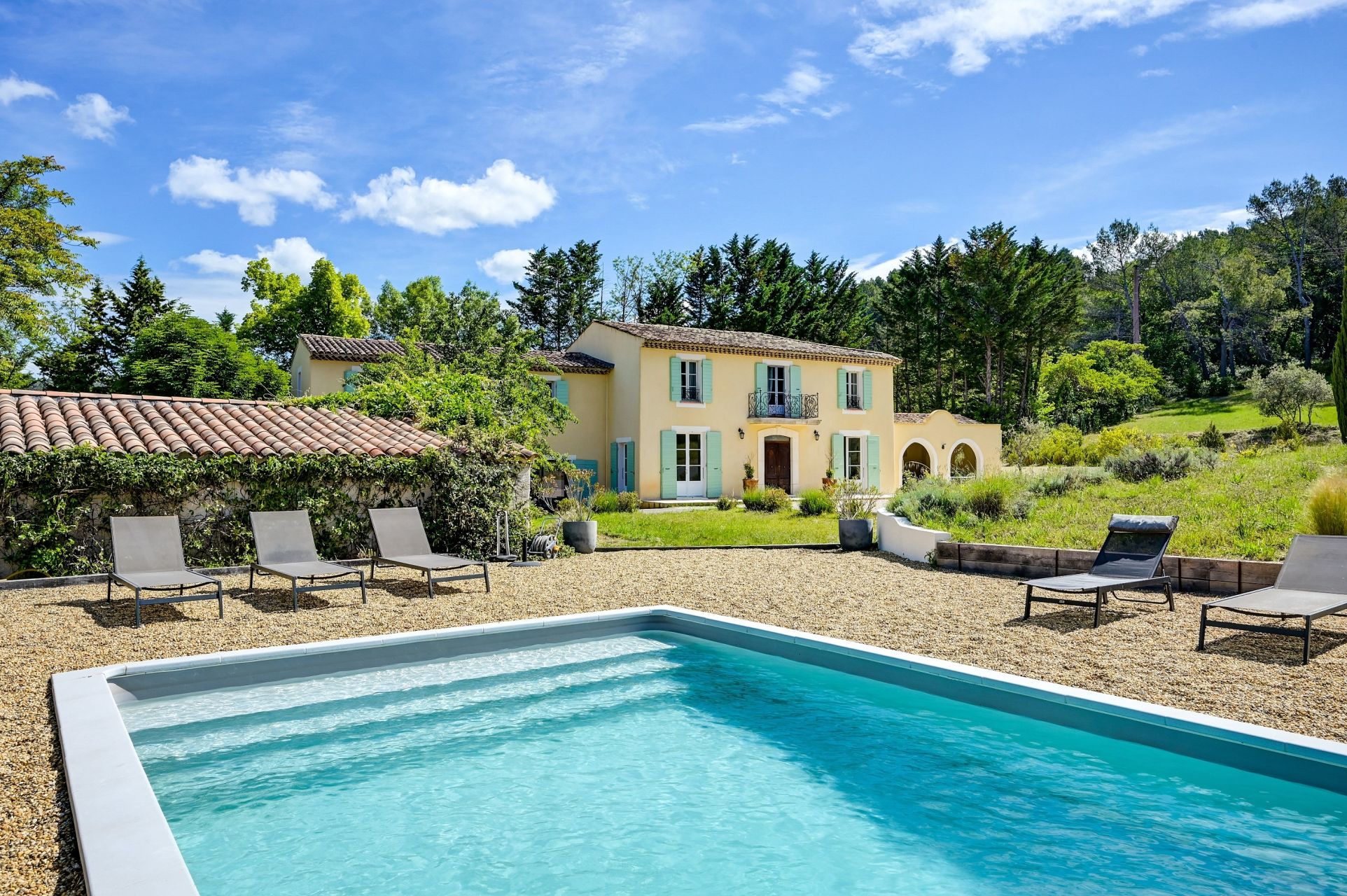 luxury house 6 Rooms for sale on AIX EN PROVENCE (13100)