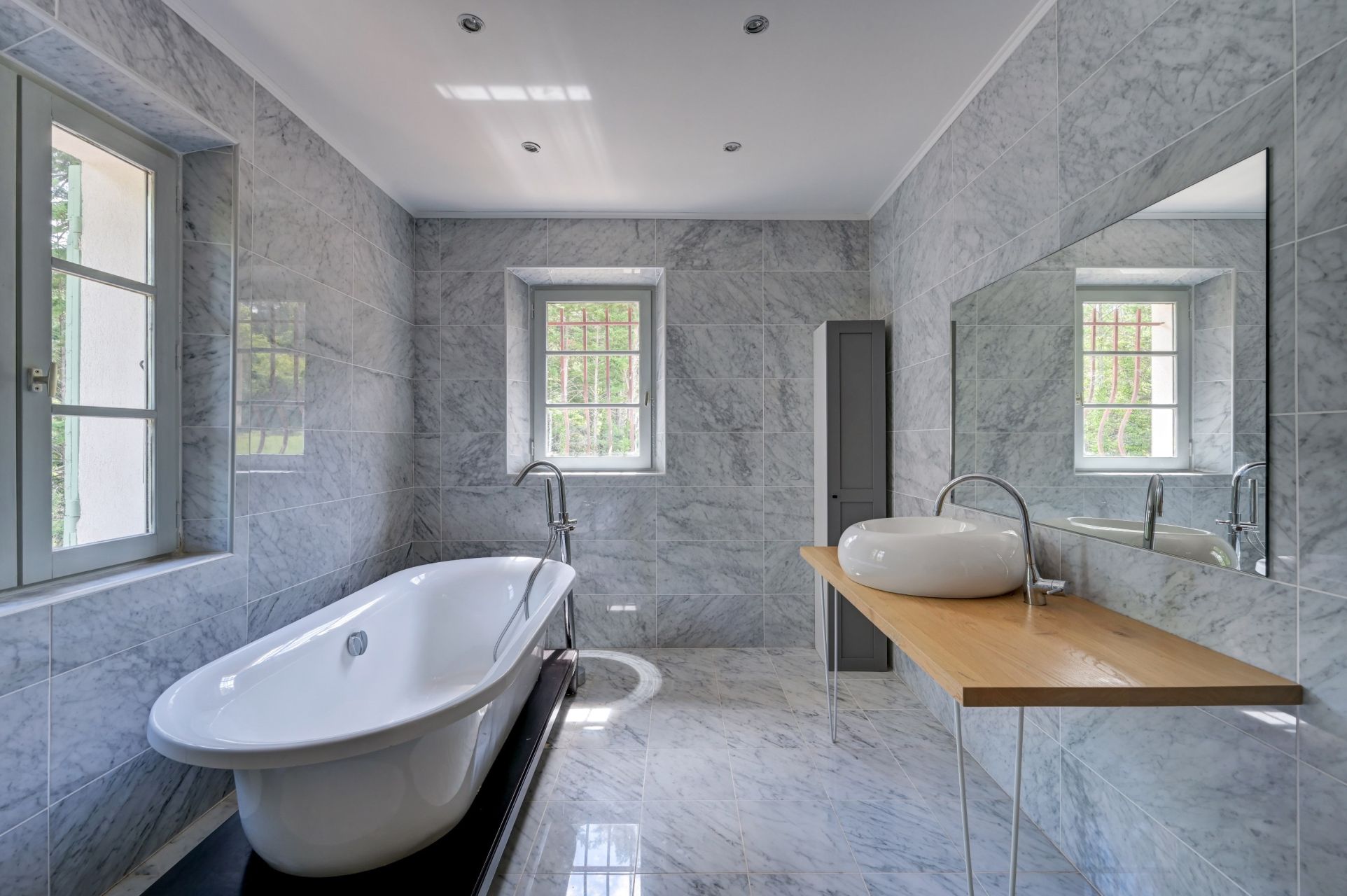 luxury house 6 Rooms for sale on AIX EN PROVENCE (13100)