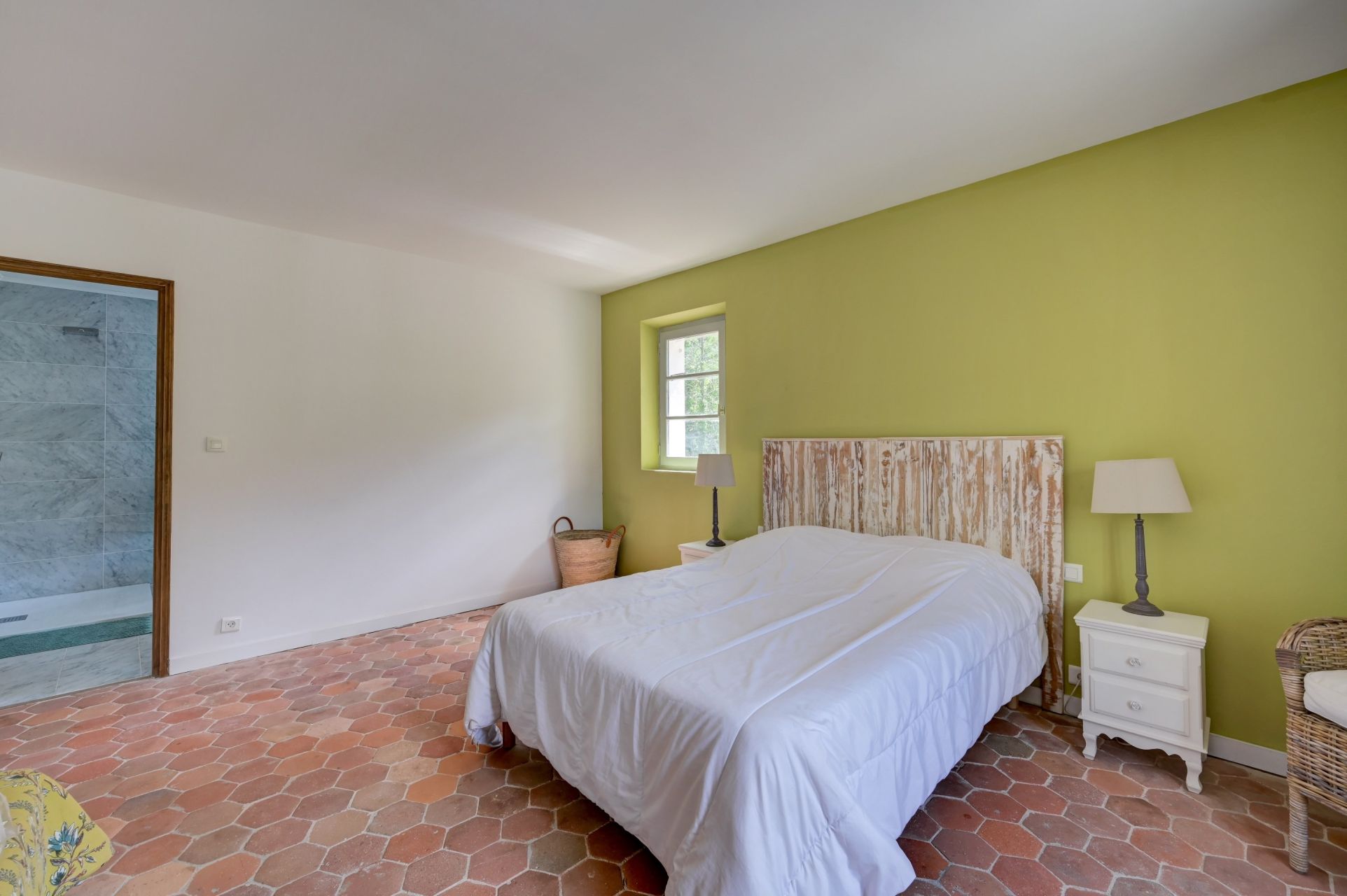 luxury house 6 Rooms for sale on AIX EN PROVENCE (13100)
