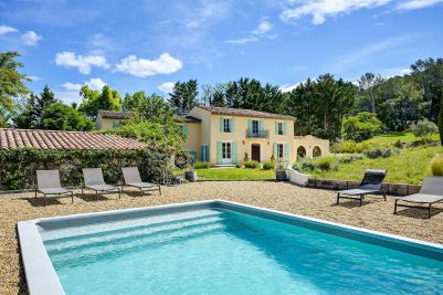 Sale Luxury house Aix-en-Provence 6&nbsp;Rooms 260&nbsp;m²