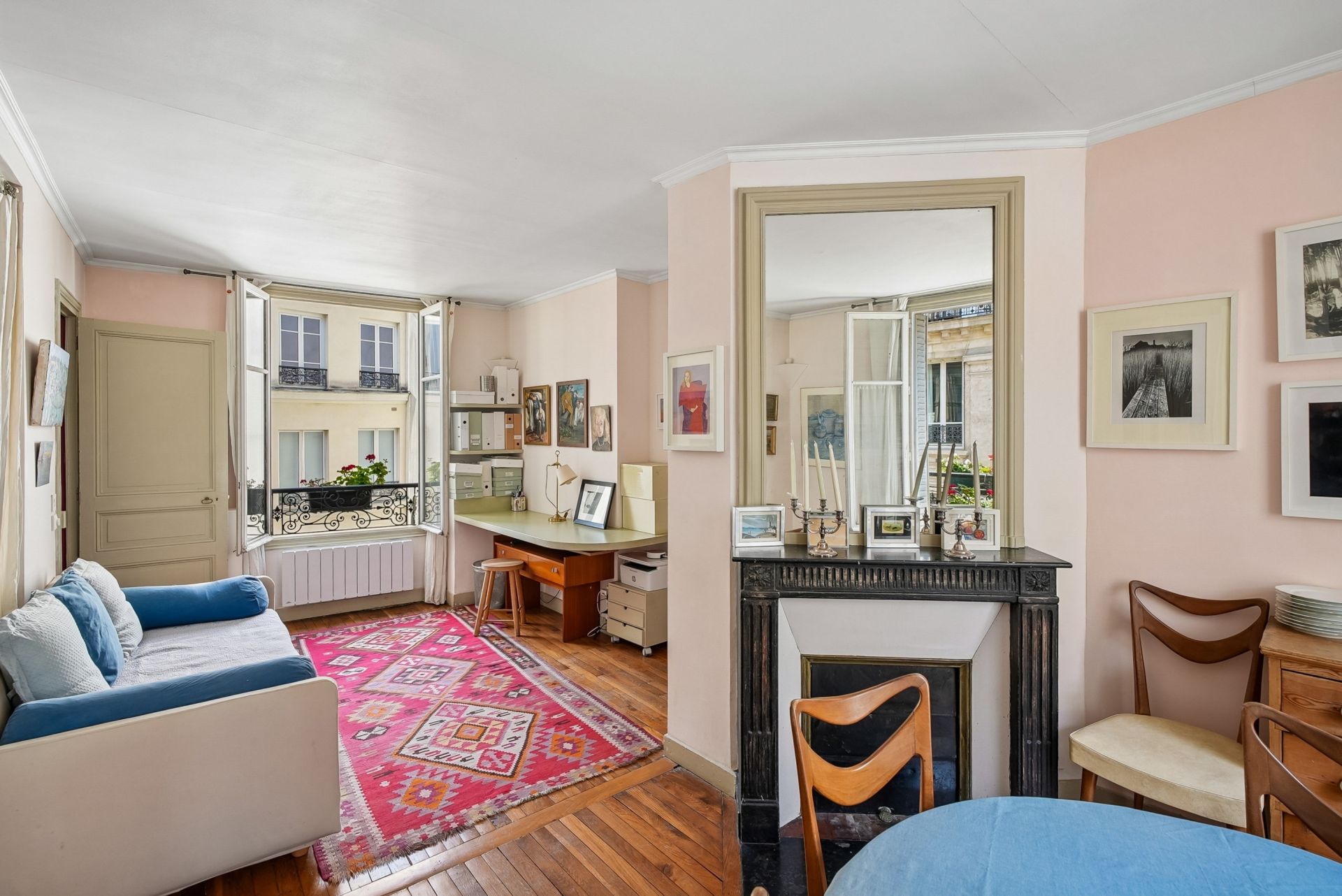 luxury apartment 3 Rooms for sale on PARIS (75001)