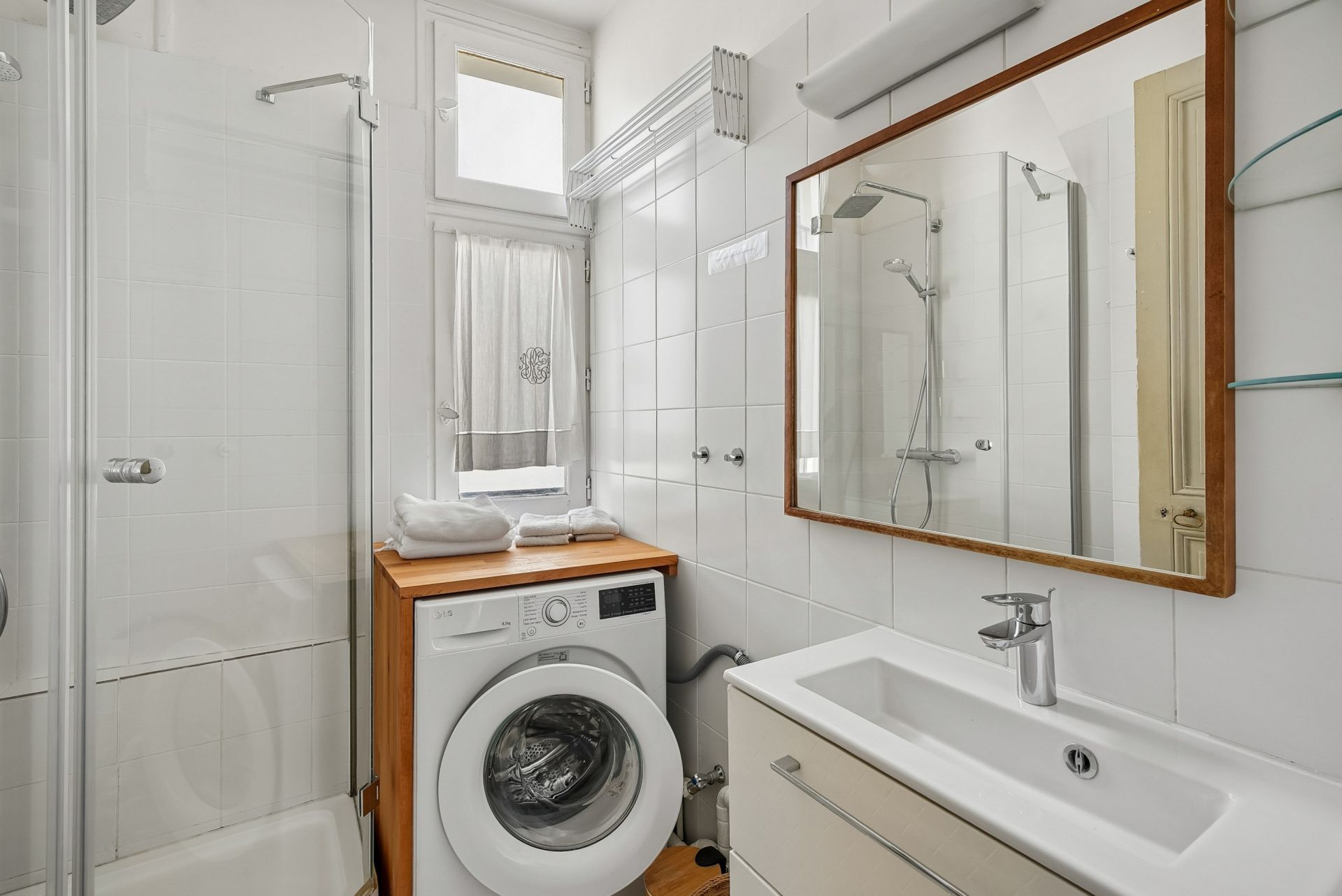 luxury apartment 3 Rooms for sale on PARIS (75001)