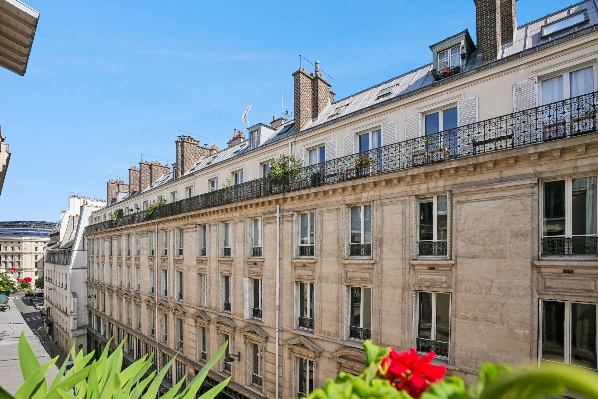 luxury apartment 3 Rooms for sale on PARIS (75001)