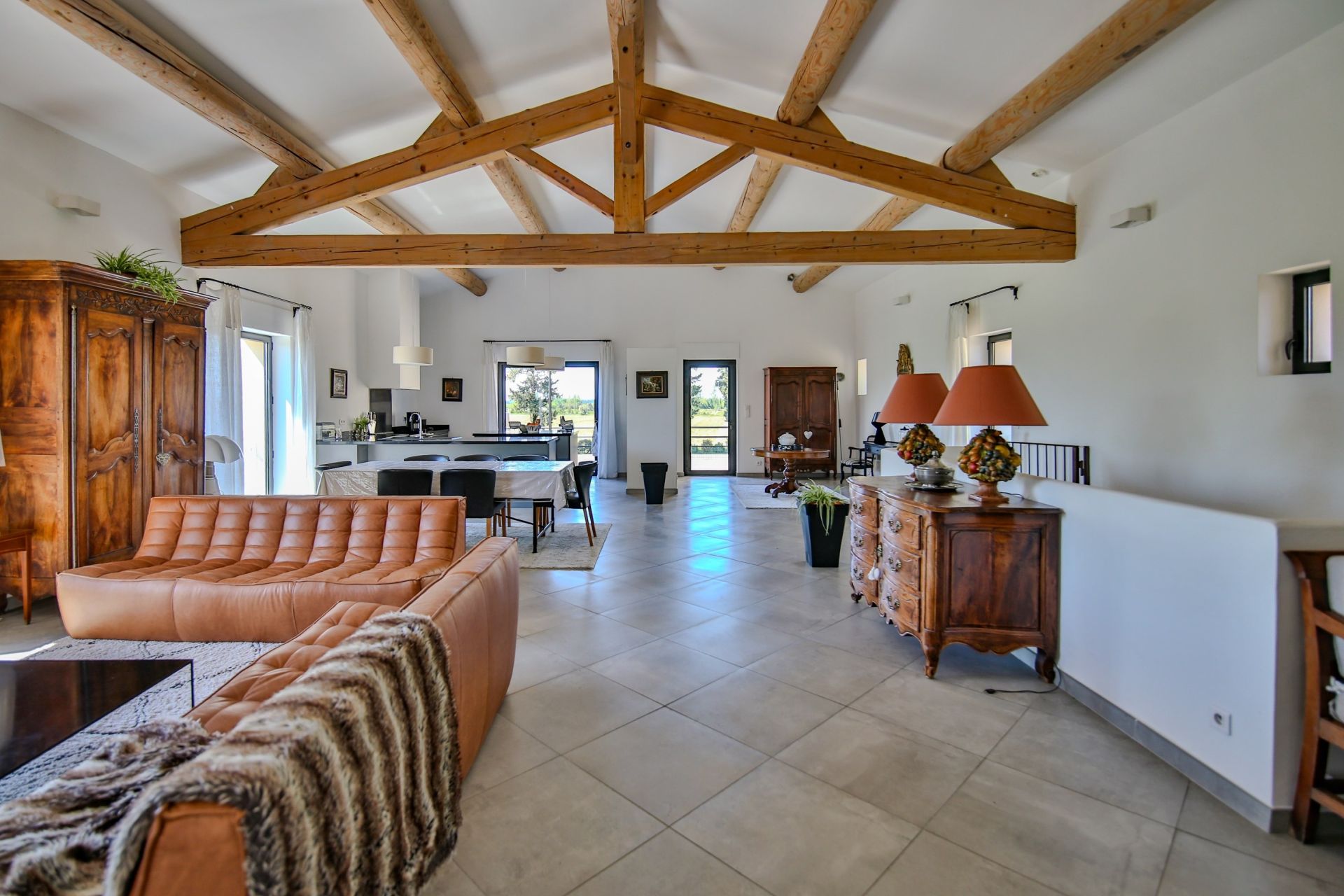 maison de luxe 24 Pièces en vente sur MONTEUX (84170)