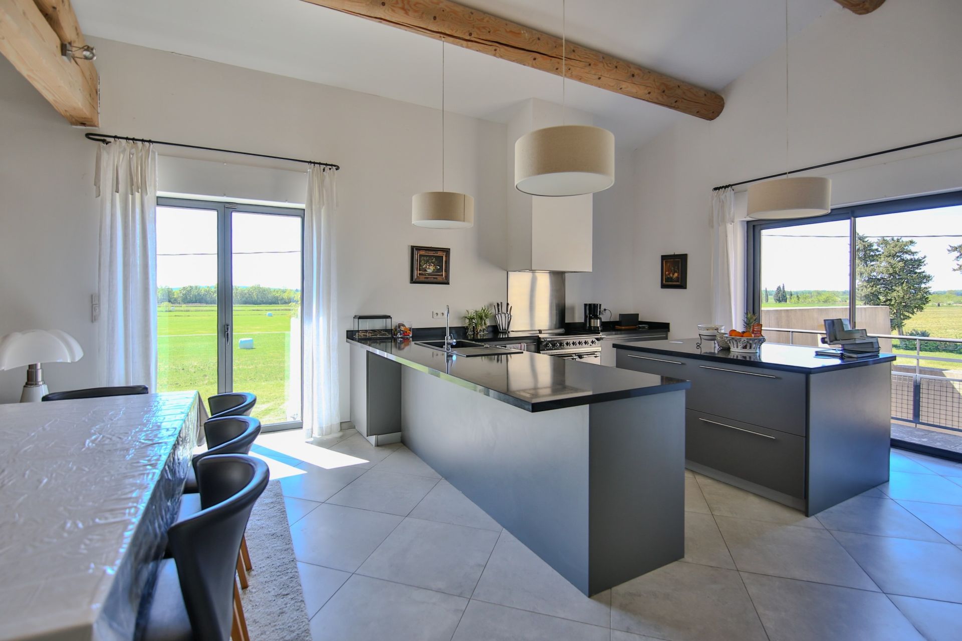 maison de luxe 24 Pièces en vente sur MONTEUX (84170)