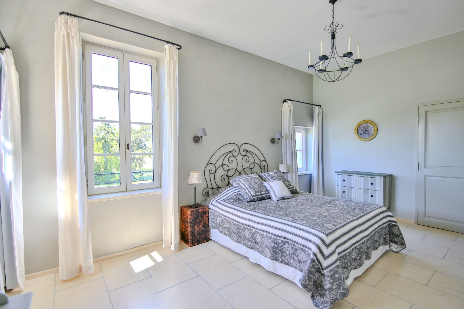 maison de luxe 24 Pièces en vente sur MONTEUX (84170)