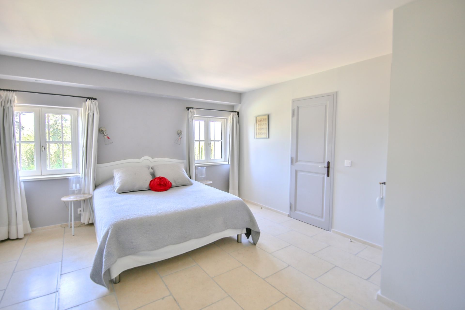 maison de luxe 24 Pièces en vente sur MONTEUX (84170)