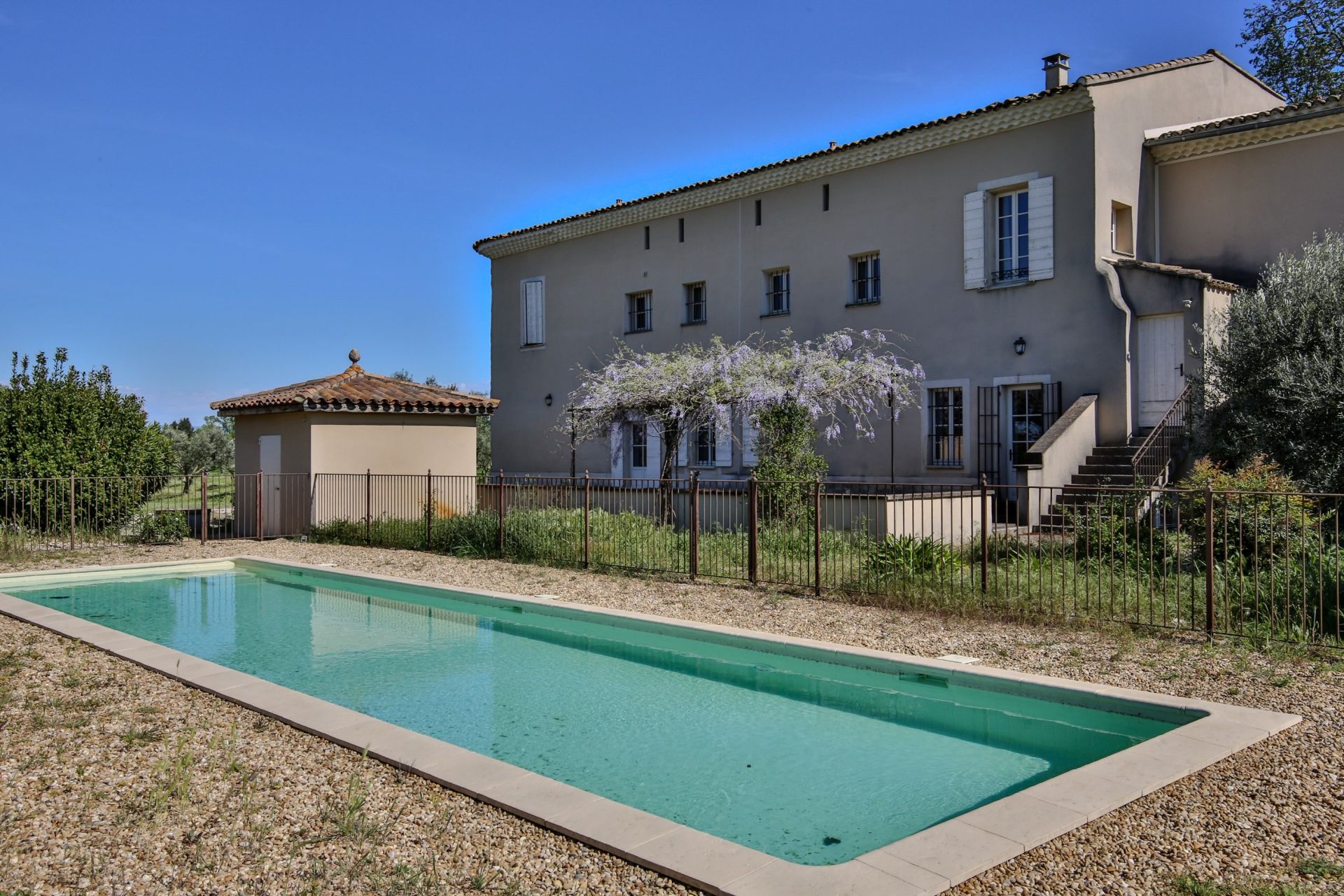 maison de luxe 24 Pièces en vente sur MONTEUX (84170)