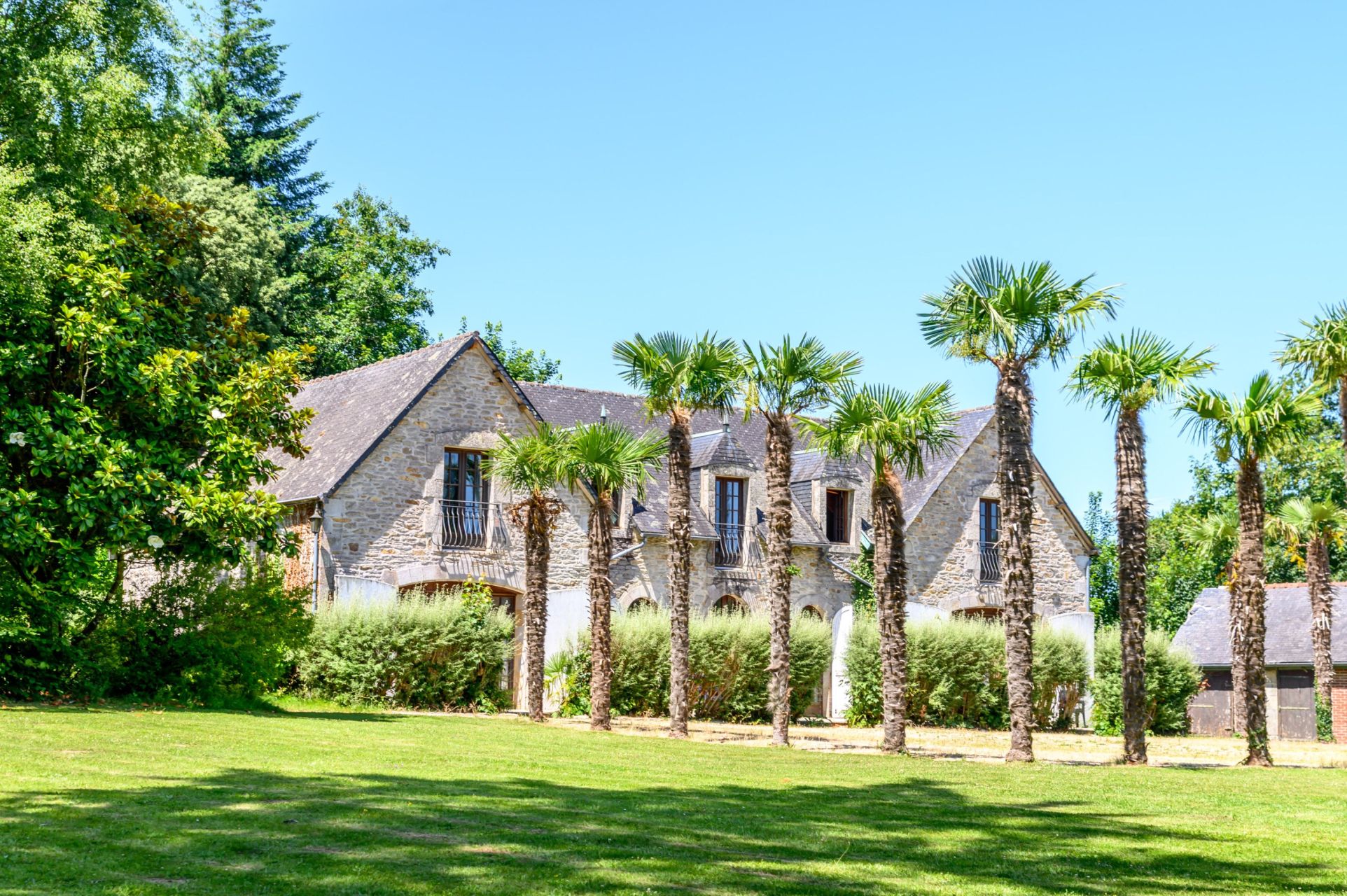 château 15 Pièces en vente sur PLOMELIN (29700)
