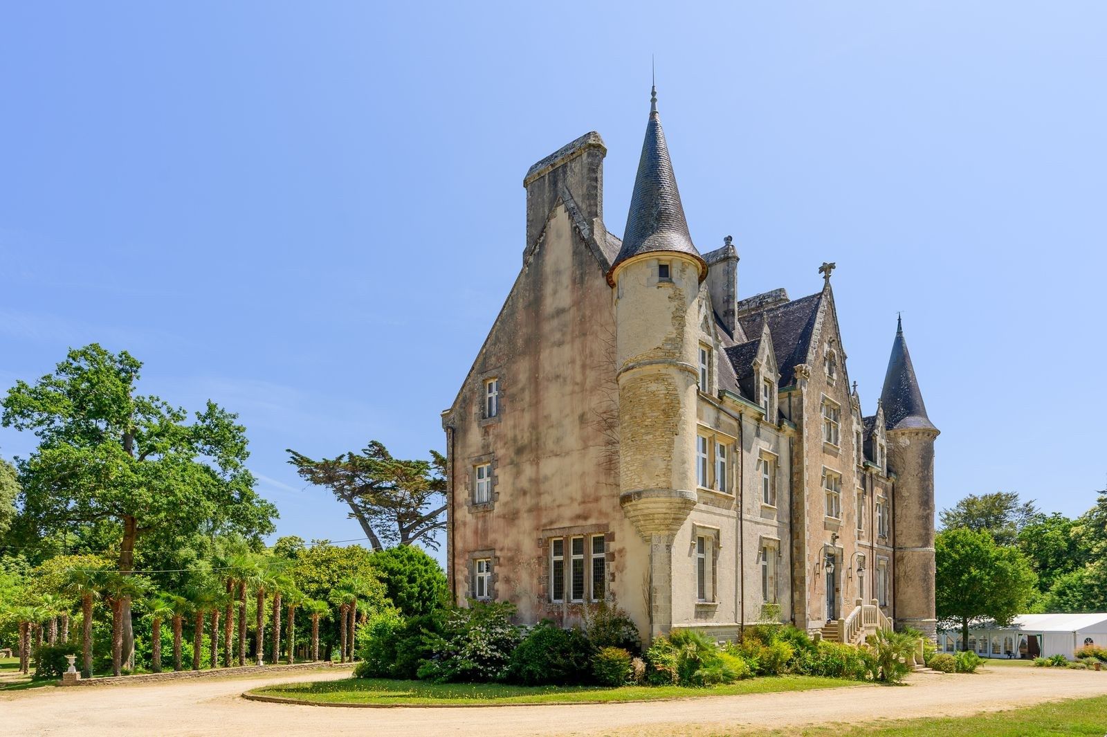 château 15 Pièces en vente sur PLOMELIN (29700)