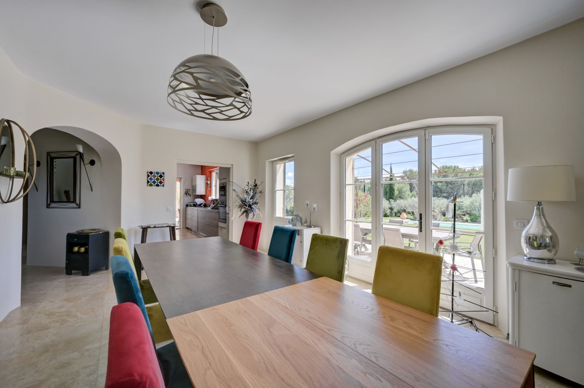 luxury house 8 Rooms for sale on AIX EN PROVENCE (13100)
