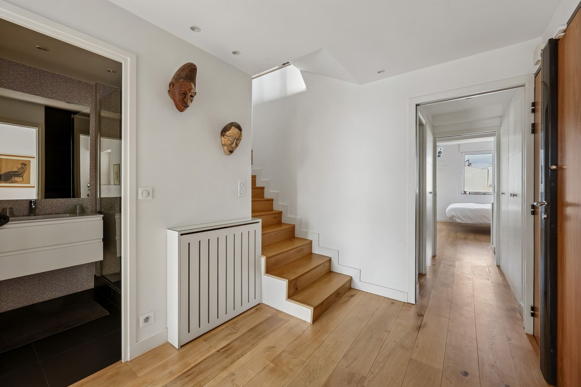 luxury duplex 5 Rooms for sale on PARIS (75016)