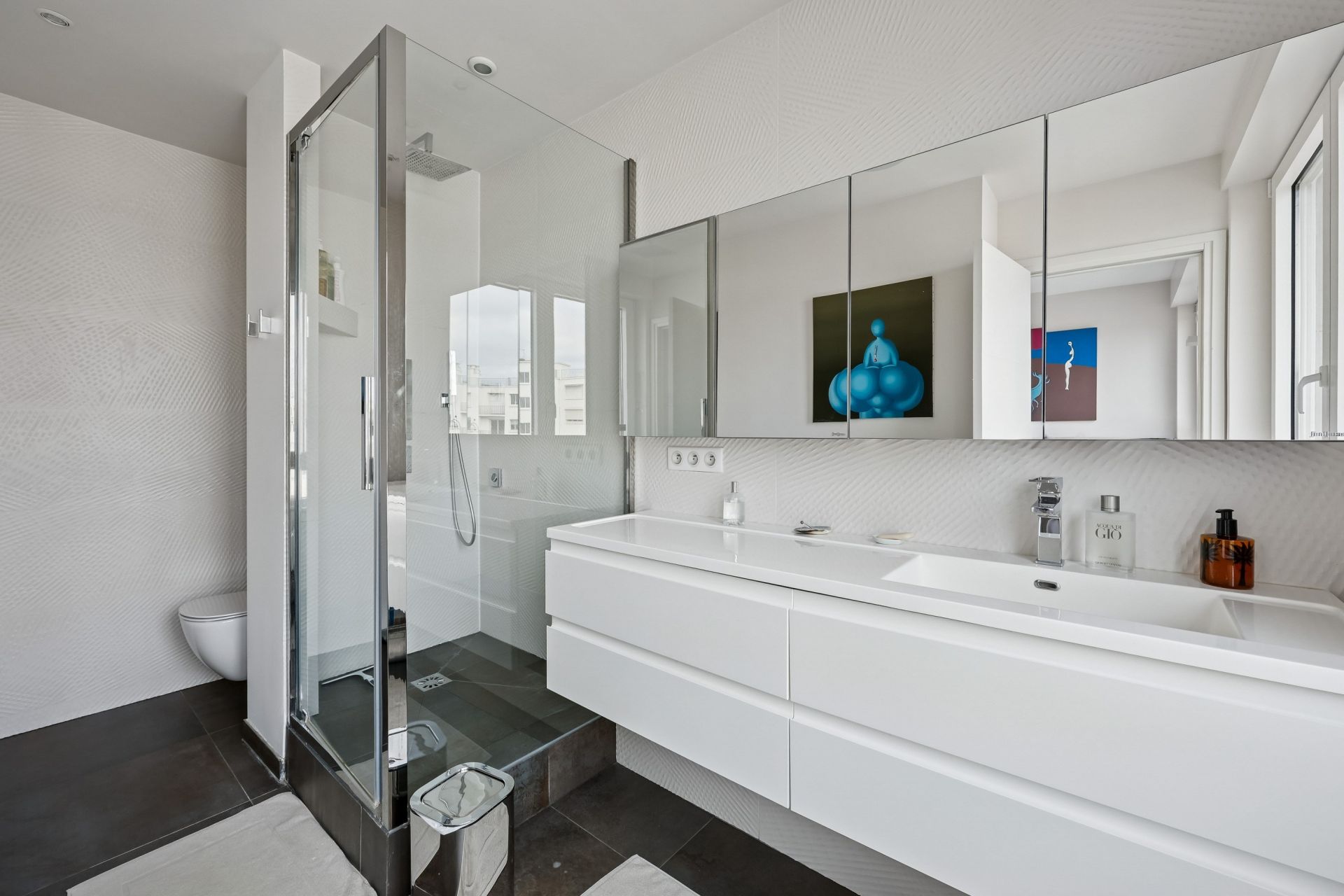 luxury duplex 5 Rooms for sale on PARIS (75016)