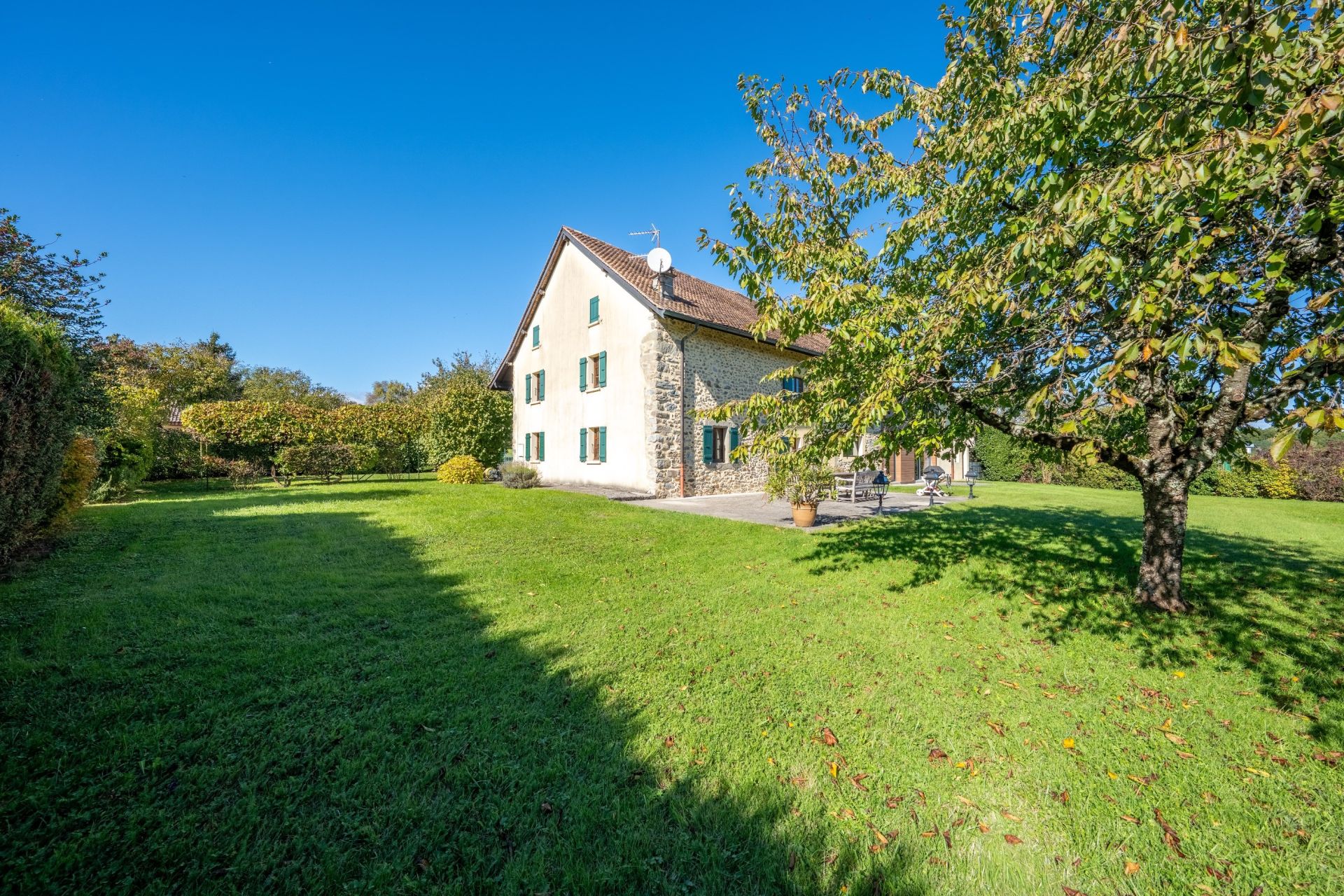 maison de luxe 8 Pièces en vente sur MASSONGY (74140)