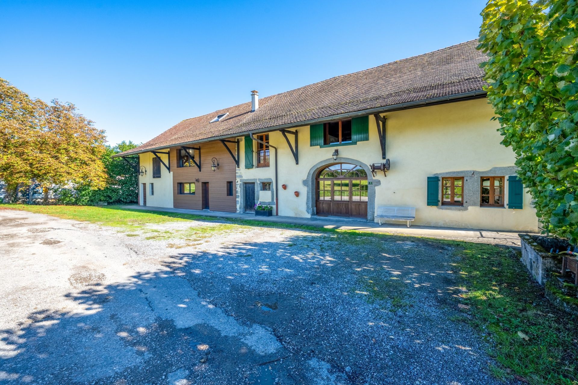 maison de luxe 8 Pièces en vente sur MASSONGY (74140)
