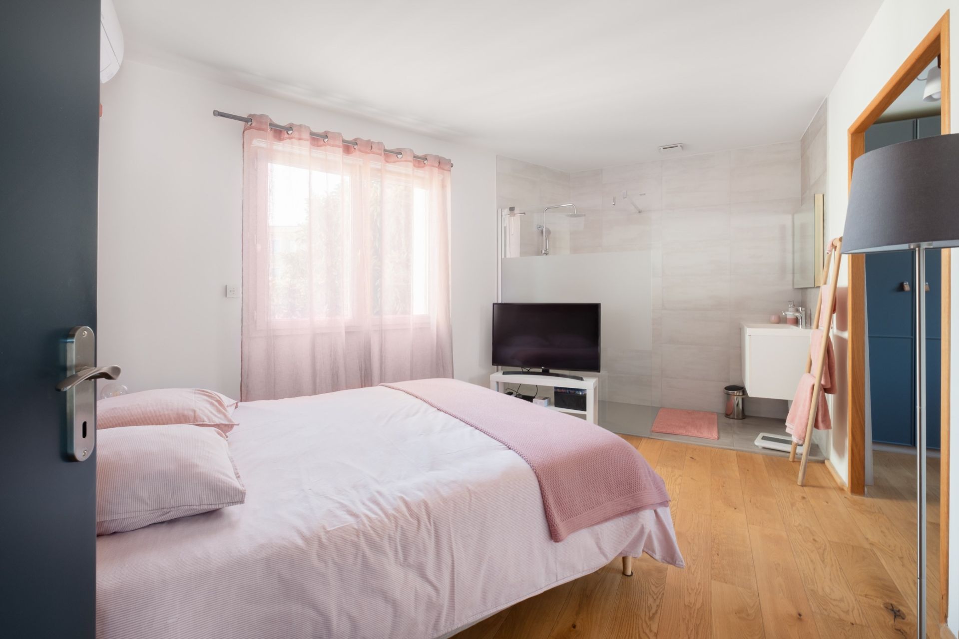 luxury house 10 Rooms for sale on MONTPELLIER (34000)