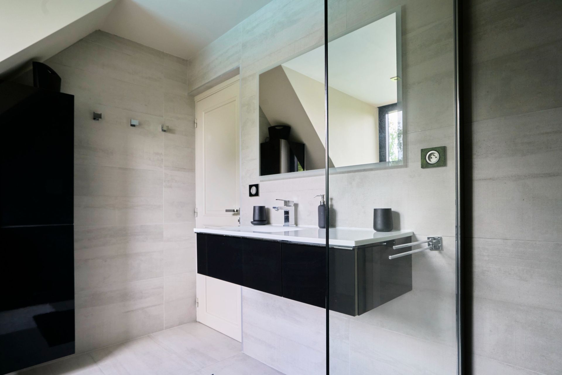 luxury house 7 Rooms for sale on BONDUES (59910)