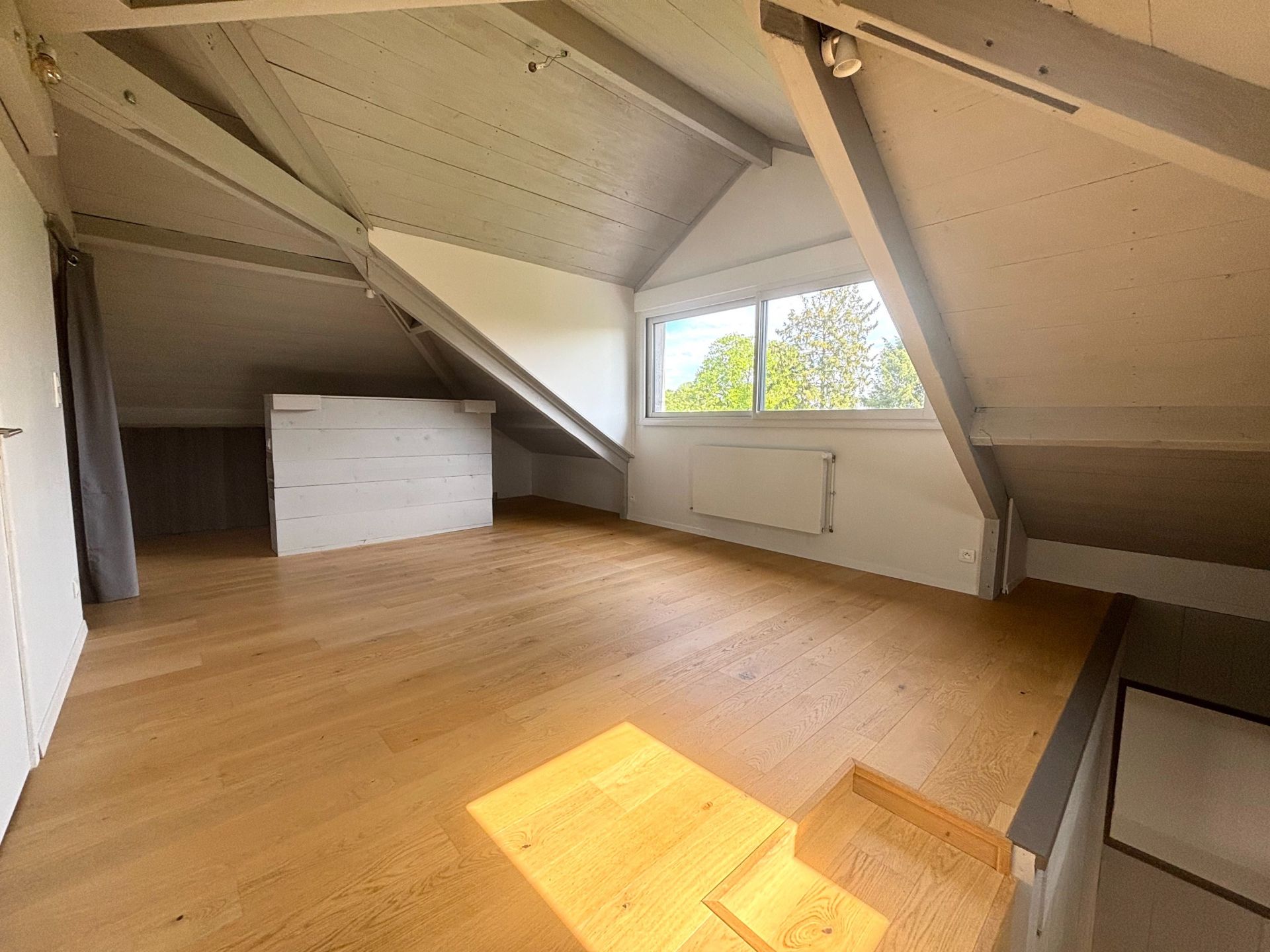 luxury house 6 Rooms for sale on MEUNG SUR LOIRE (45130)