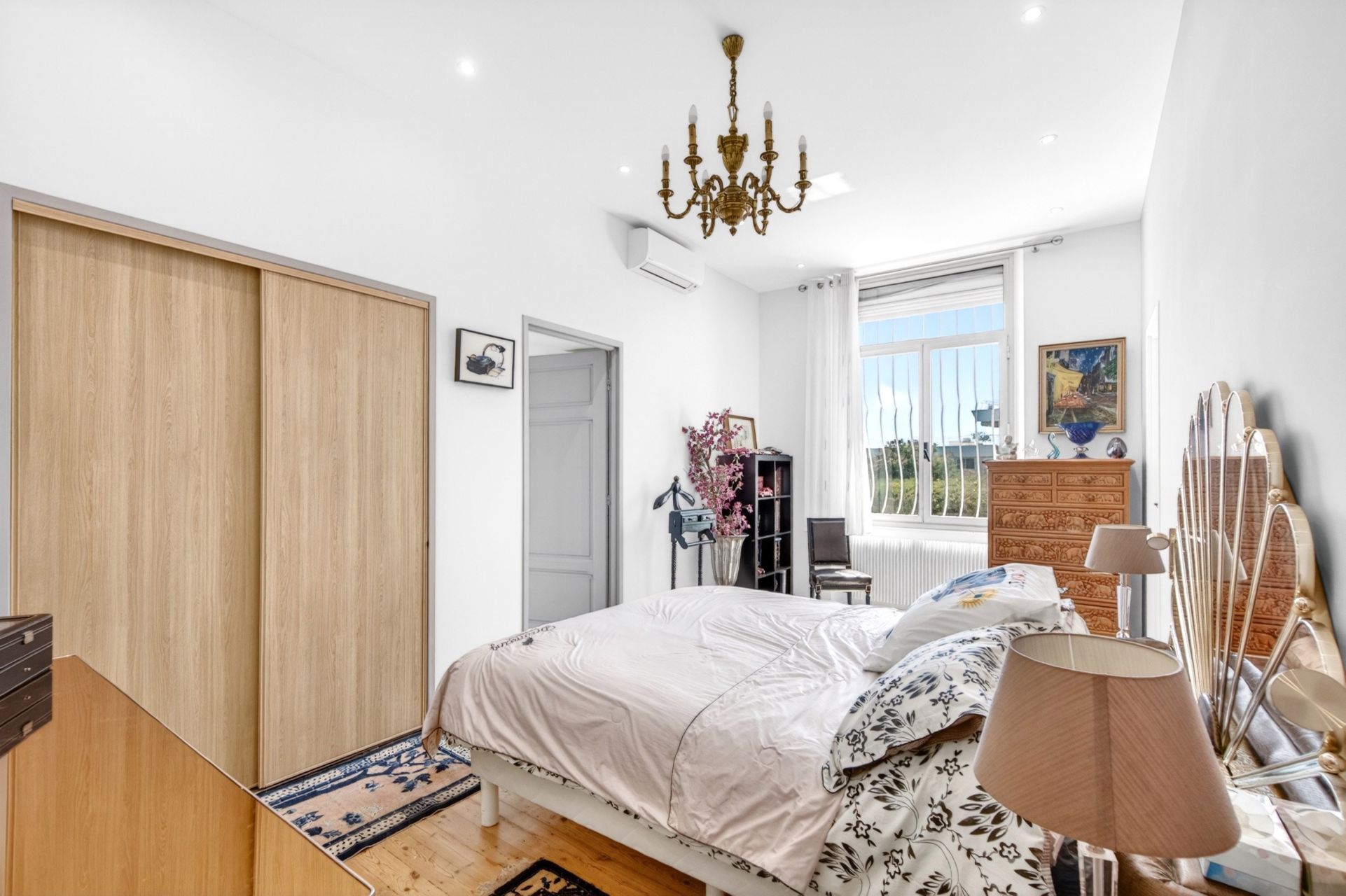 luxury villa 10 Rooms for sale on CANNES (06400)