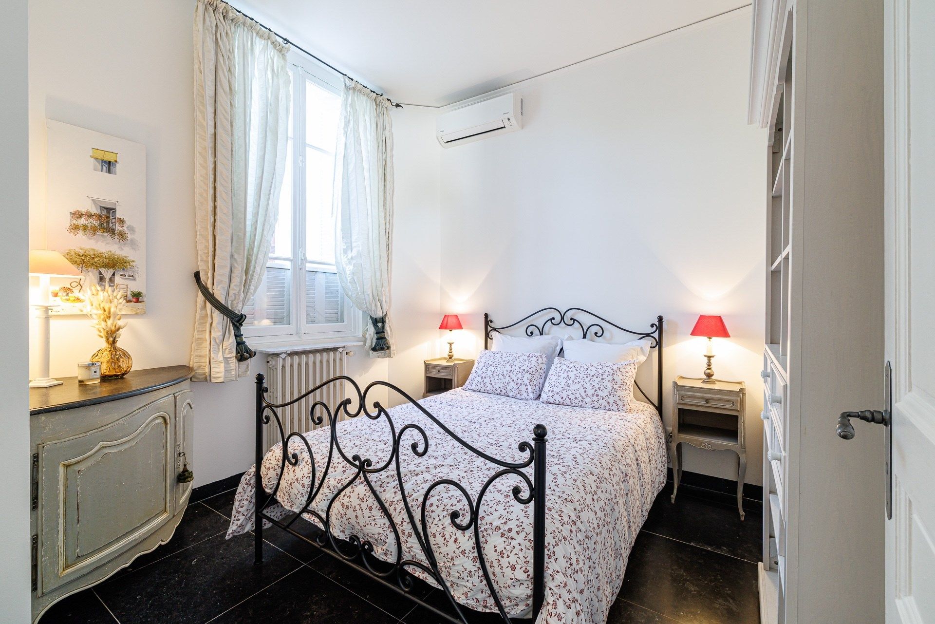 mansion 6 Rooms for sale on NICE (06000)