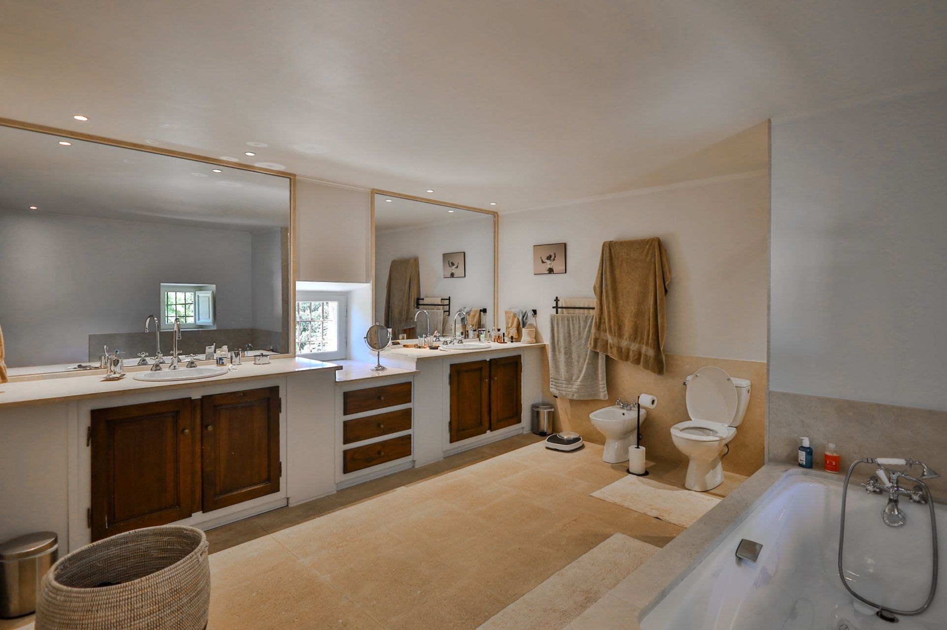 maison de luxe 15 Pièces en vente sur GORDES (84220)