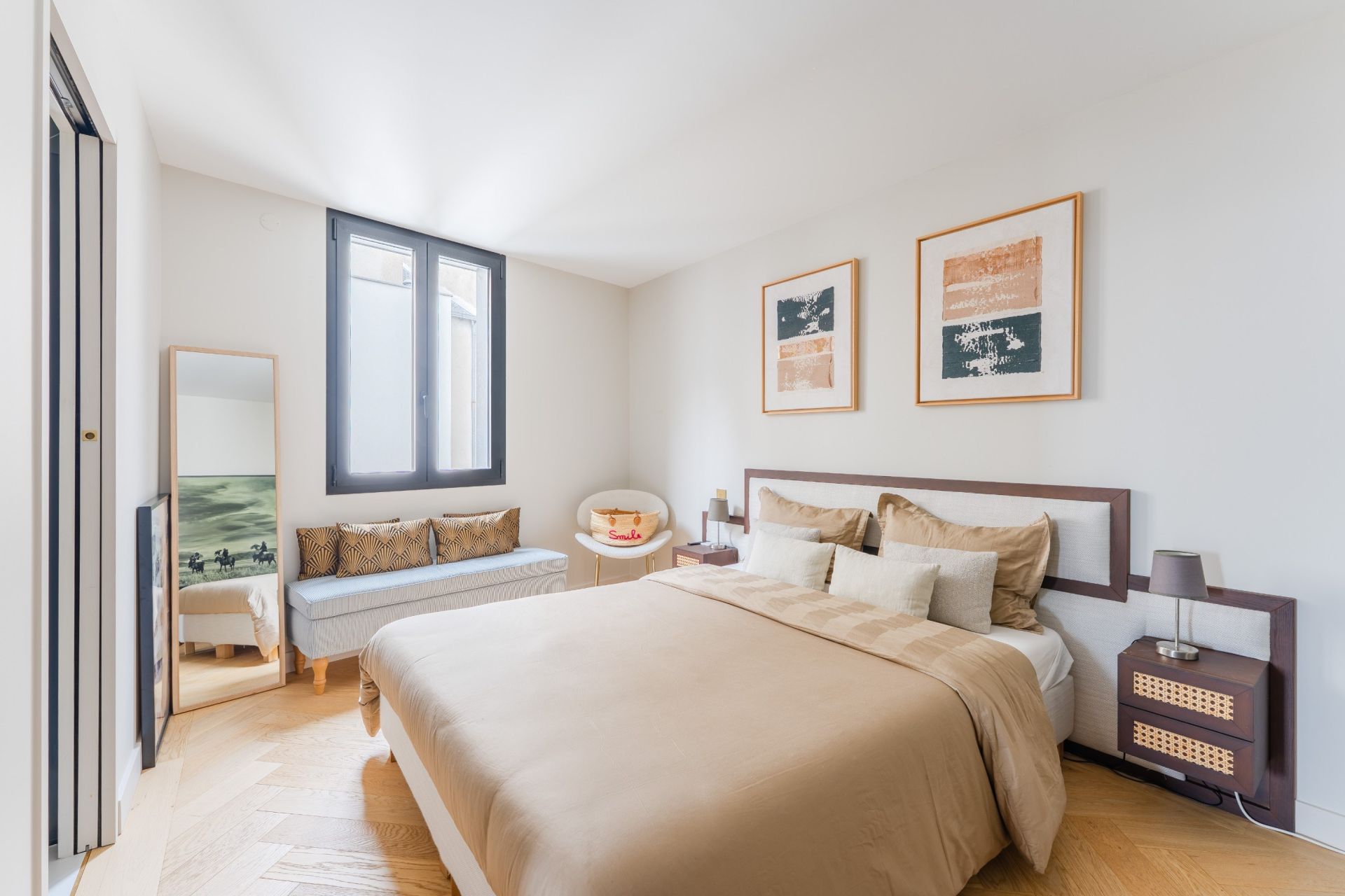luxury apartment 7 Rooms for sale on NANTES (44000)