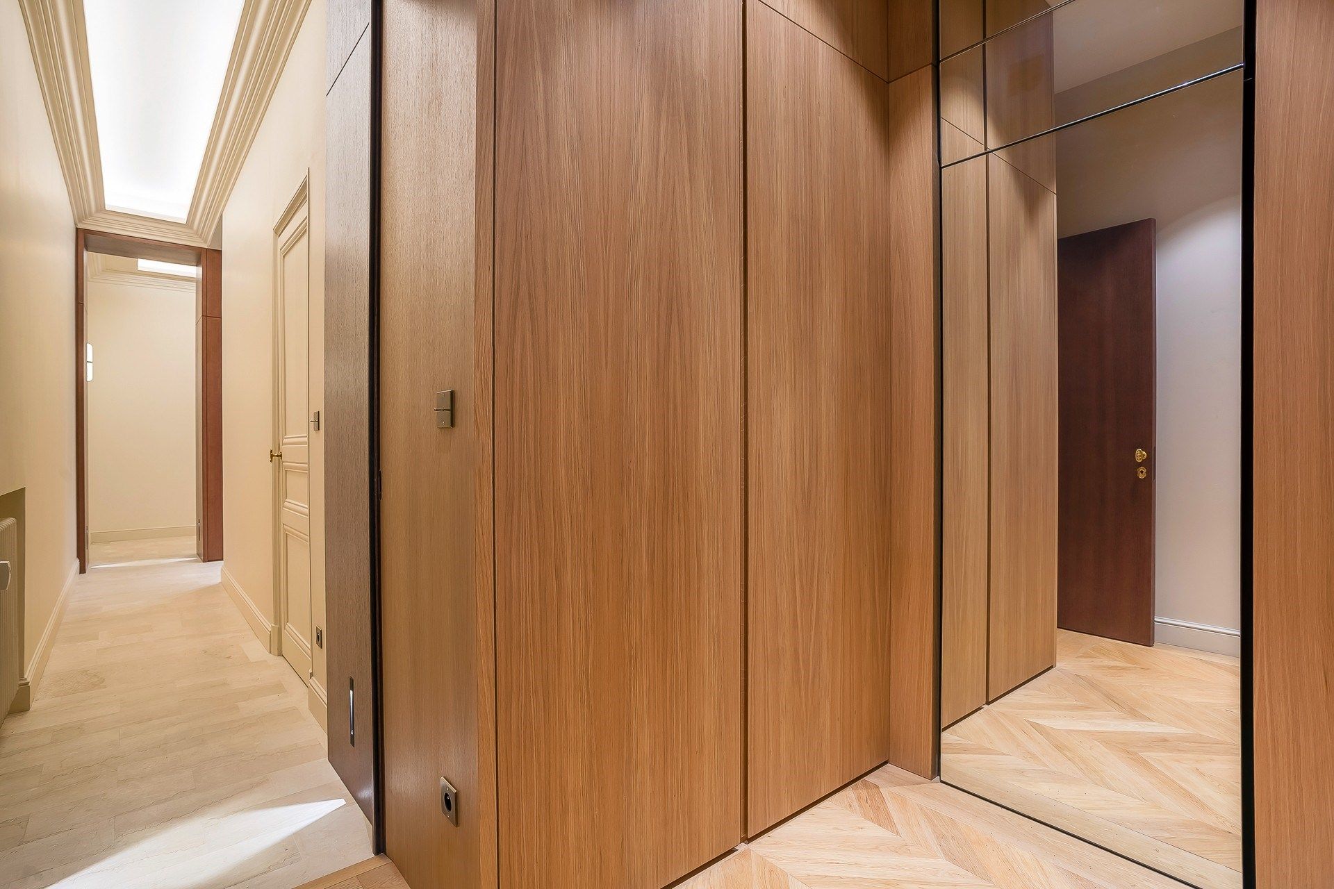 luxury apartment 4 Rooms for sale on LYON (69006)