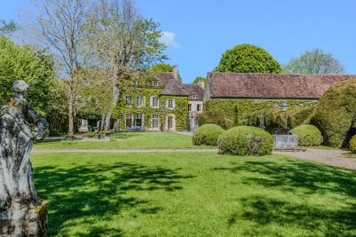 Vente Manoir Vézelay 17&nbsp;Pièces 600&nbsp;m²