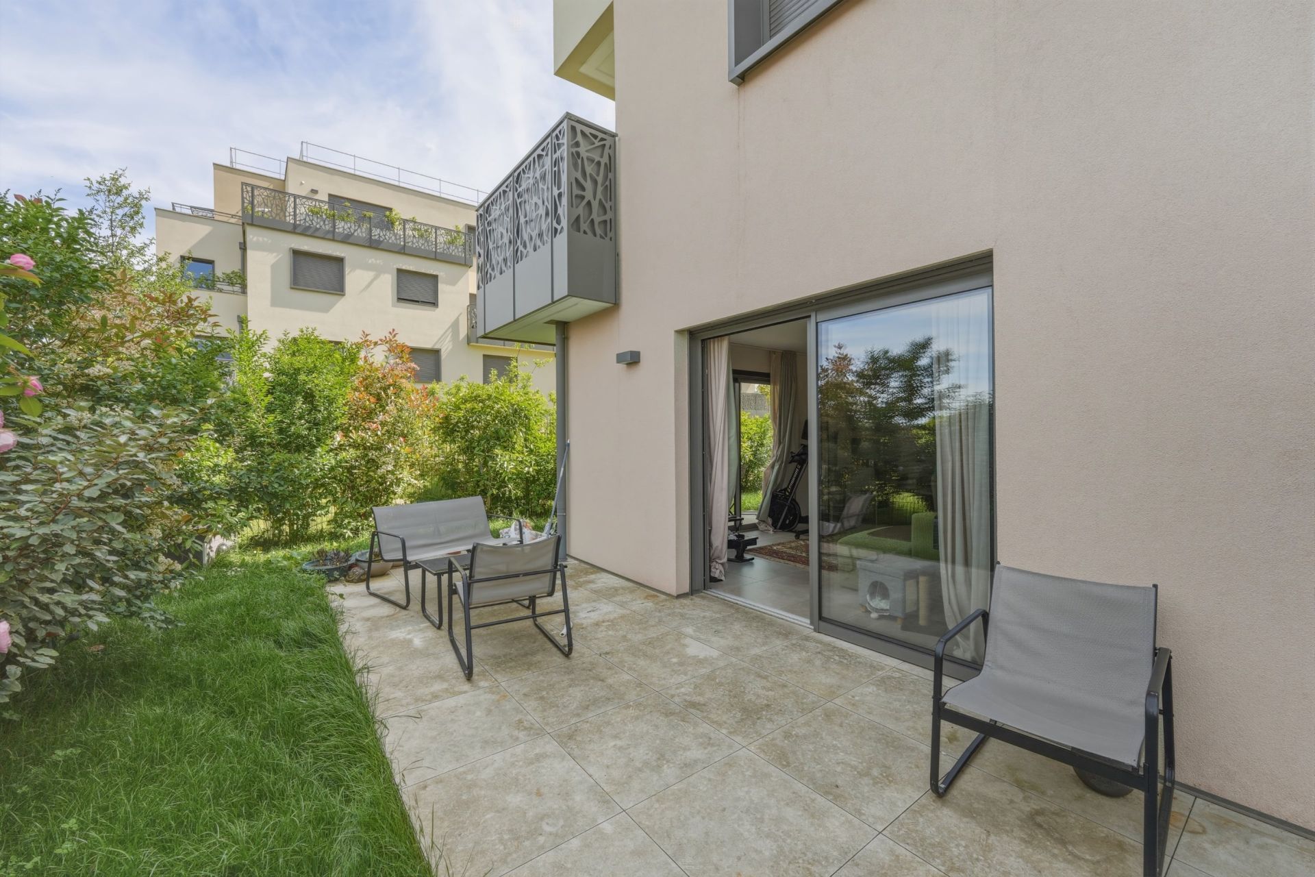 luxury apartment 4 Rooms for sale on DIVONNE LES BAINS (01220)