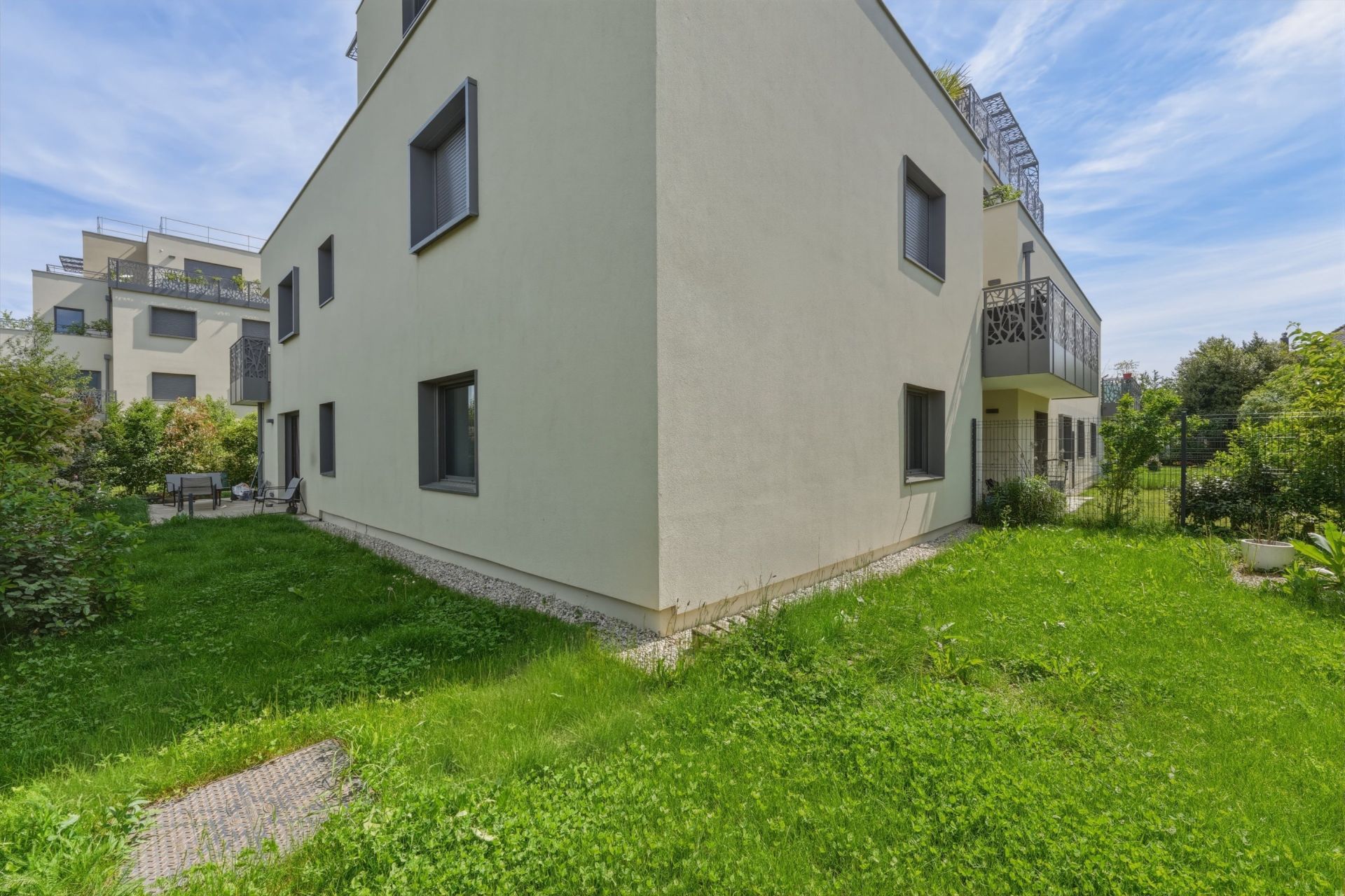 luxury apartment 4 Rooms for sale on DIVONNE LES BAINS (01220)