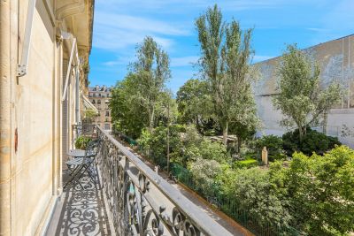 Sale Luxury apartment Paris 7 2&nbsp;Rooms 60&nbsp;m²