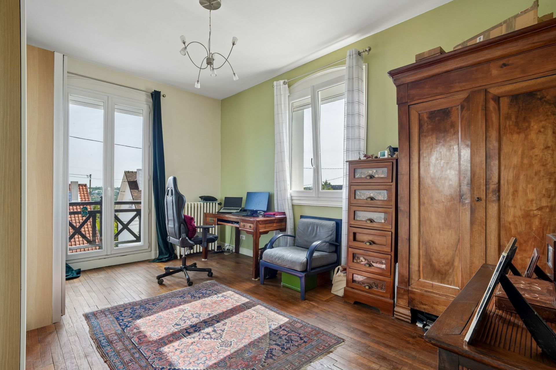 maison bourgeoise 7 Pièces en vente sur NEUILLY PLAISANCE (93360)