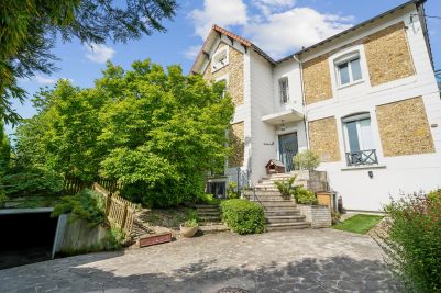 Vente Maison bourgeoise Neuilly-Plaisance 7&nbsp;Pièces 231.16&nbsp;m²