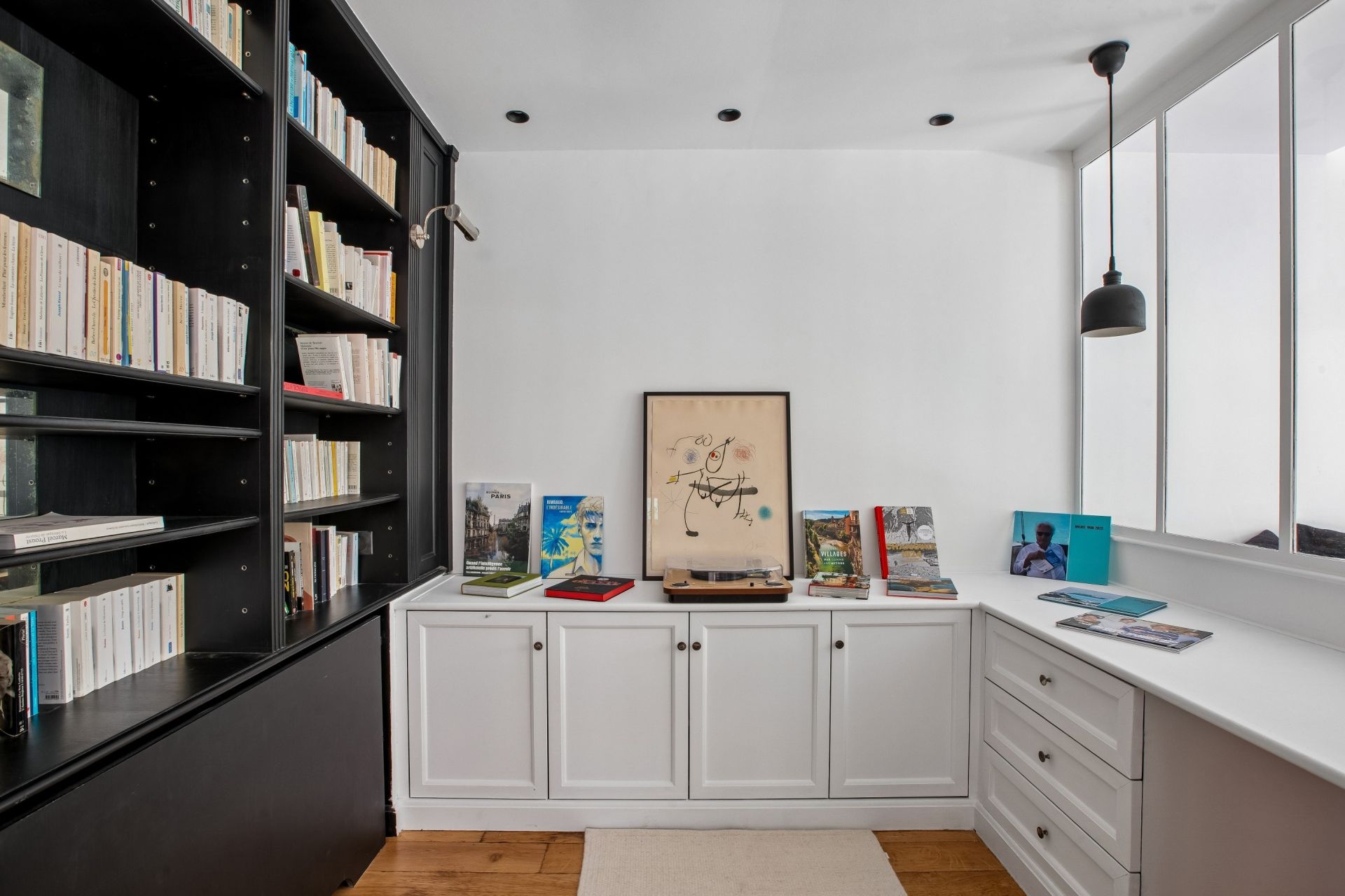 luxury house 5 Rooms for sale on PARIS (75014)