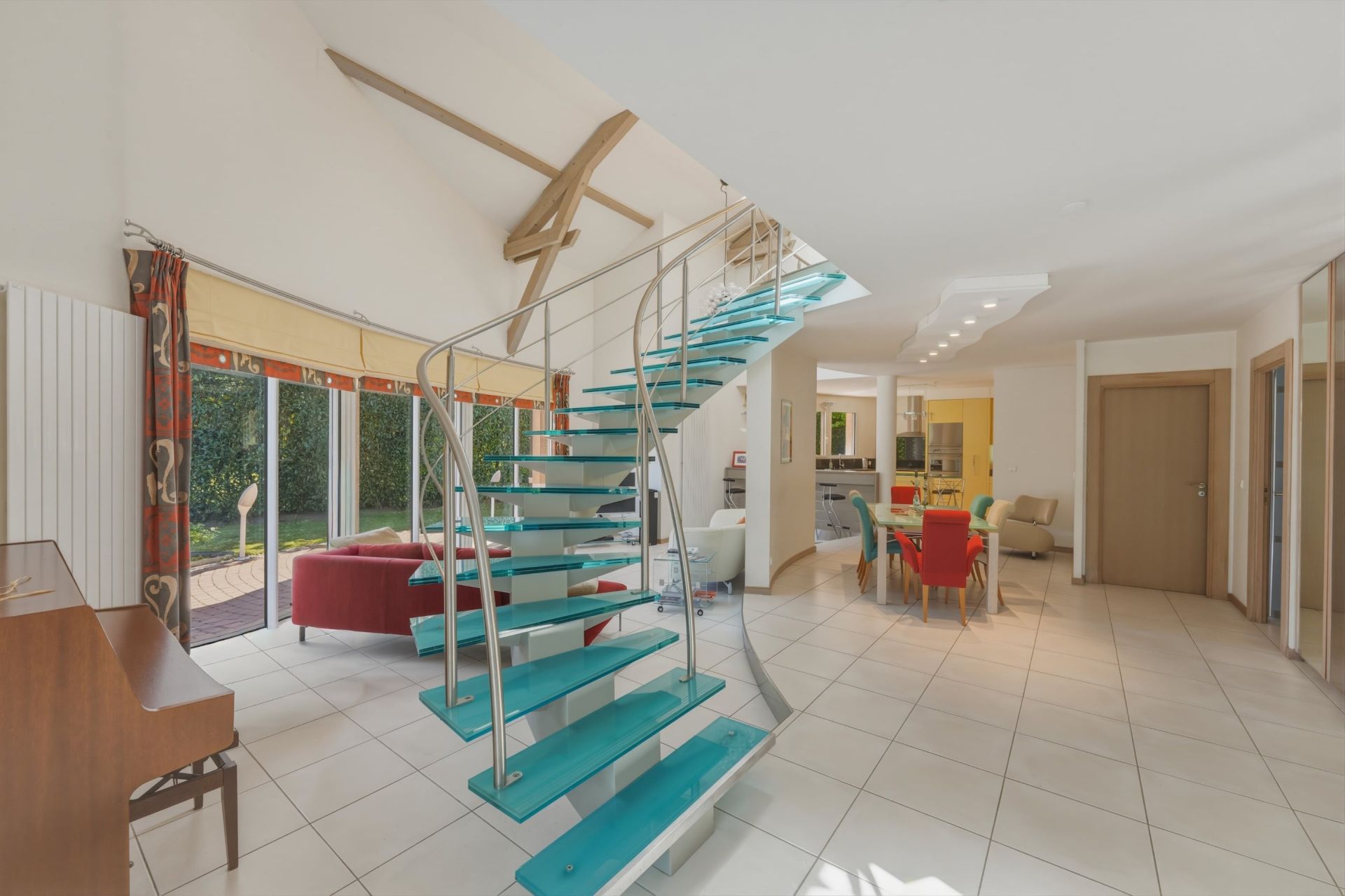 maison de luxe 6 Pièces en vente sur SERGY (01630)
