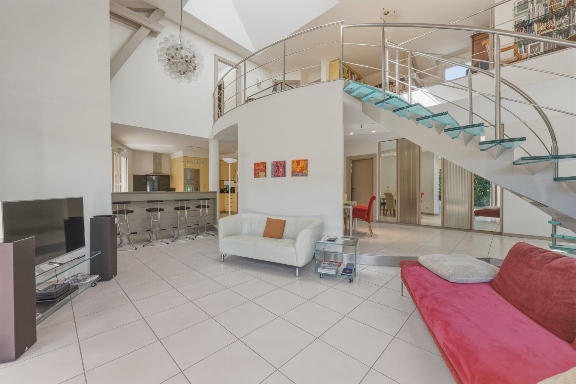 maison de luxe 6 Pièces en vente sur SERGY (01630)