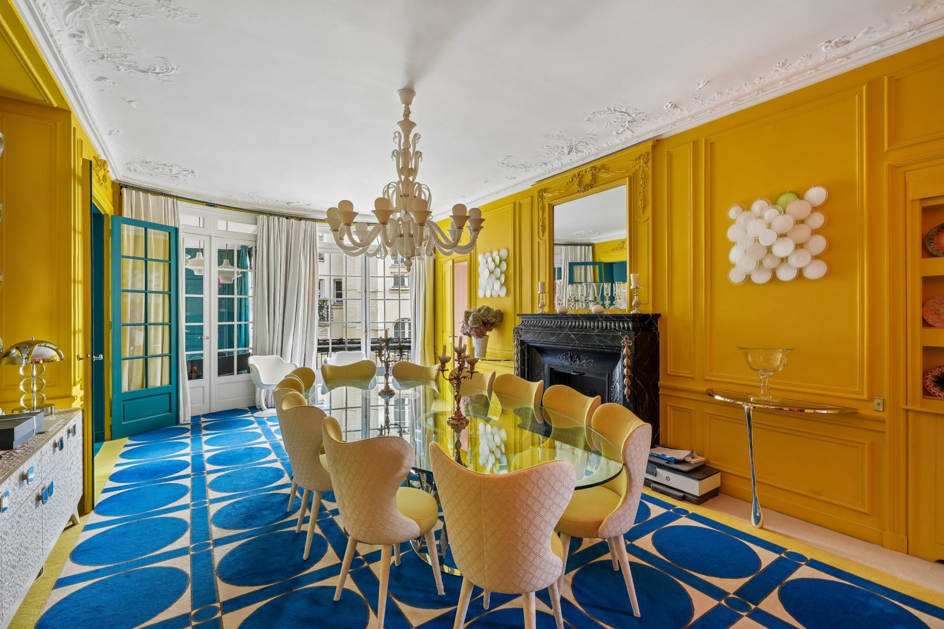 luxury apartment 7 Rooms for sale on PARIS (75017)